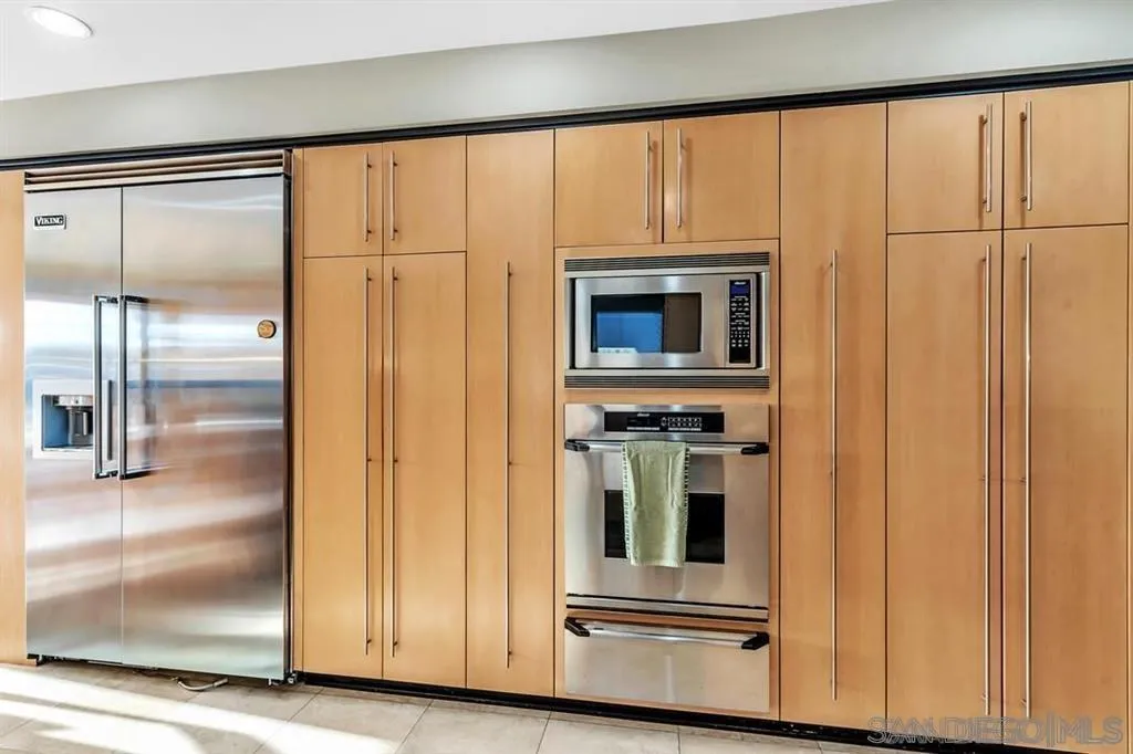 https://cdn.realtyfeed.com/cdn/127/260023187/cac20f283d1a11c0210b44e9e38bb4be.webp