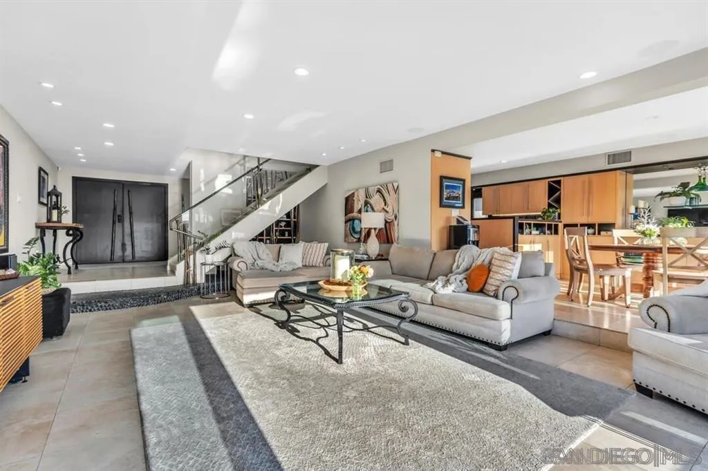 https://cdn.realtyfeed.com/cdn/127/260023187/f3b04125308465f4004f9bf42a3acc5e.webp