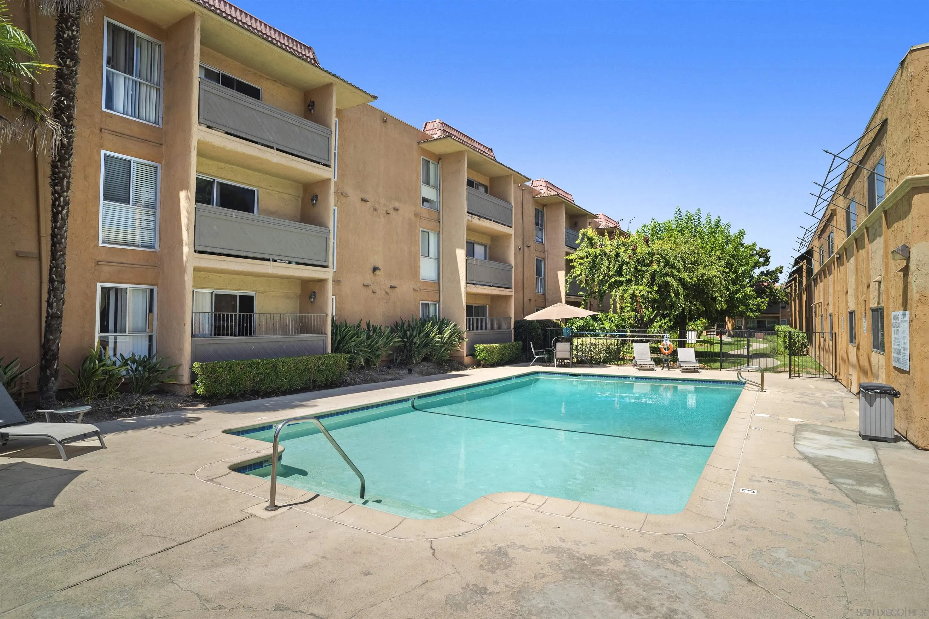 https://cdn.realtyfeed.com/cdn/127/260023196/1de2c0925c673785b77f1732814dec48.webp