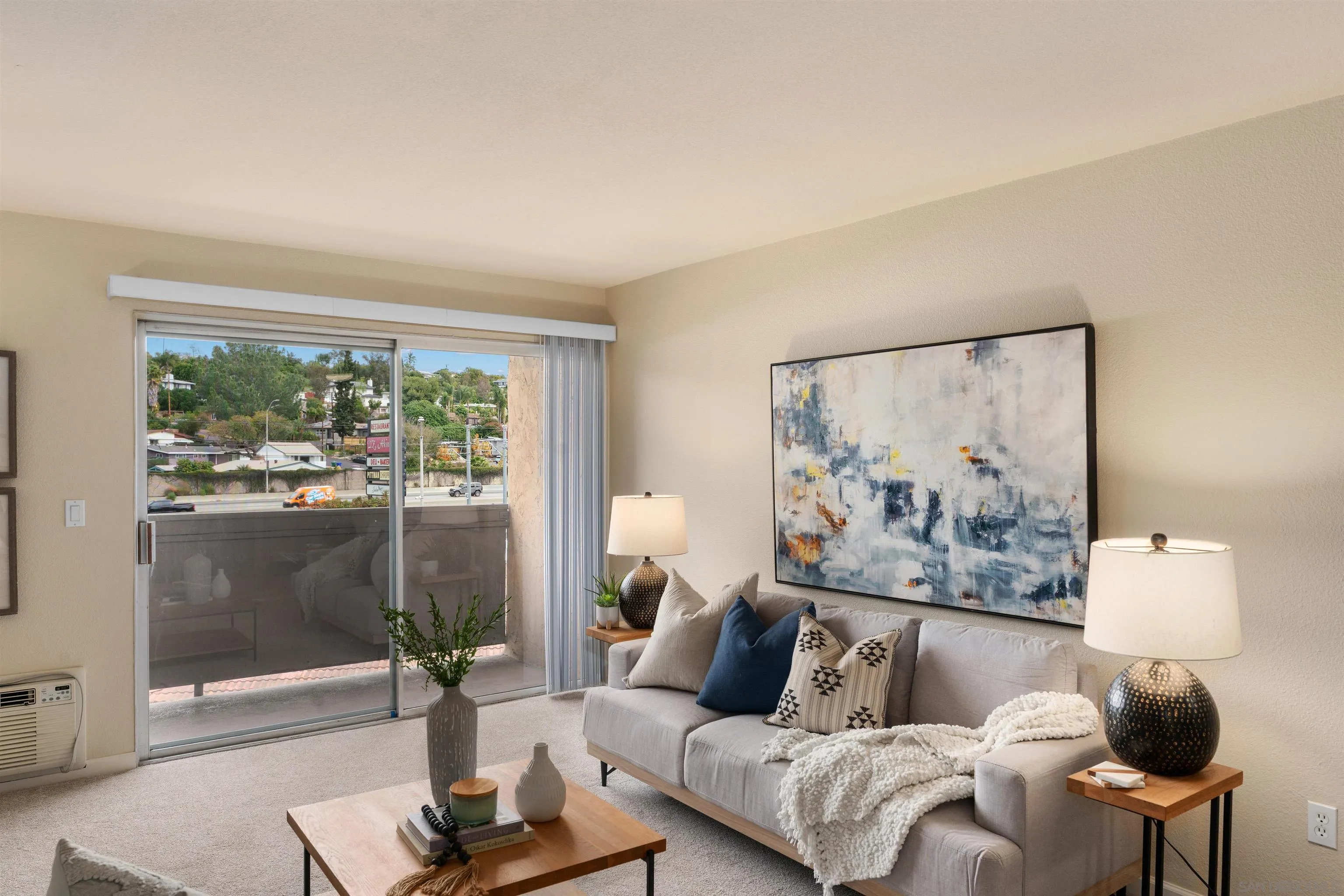 https://cdn.realtyfeed.com/cdn/127/260023196/a95dac3f3edc38b3c0c396bddb2a110c.webp