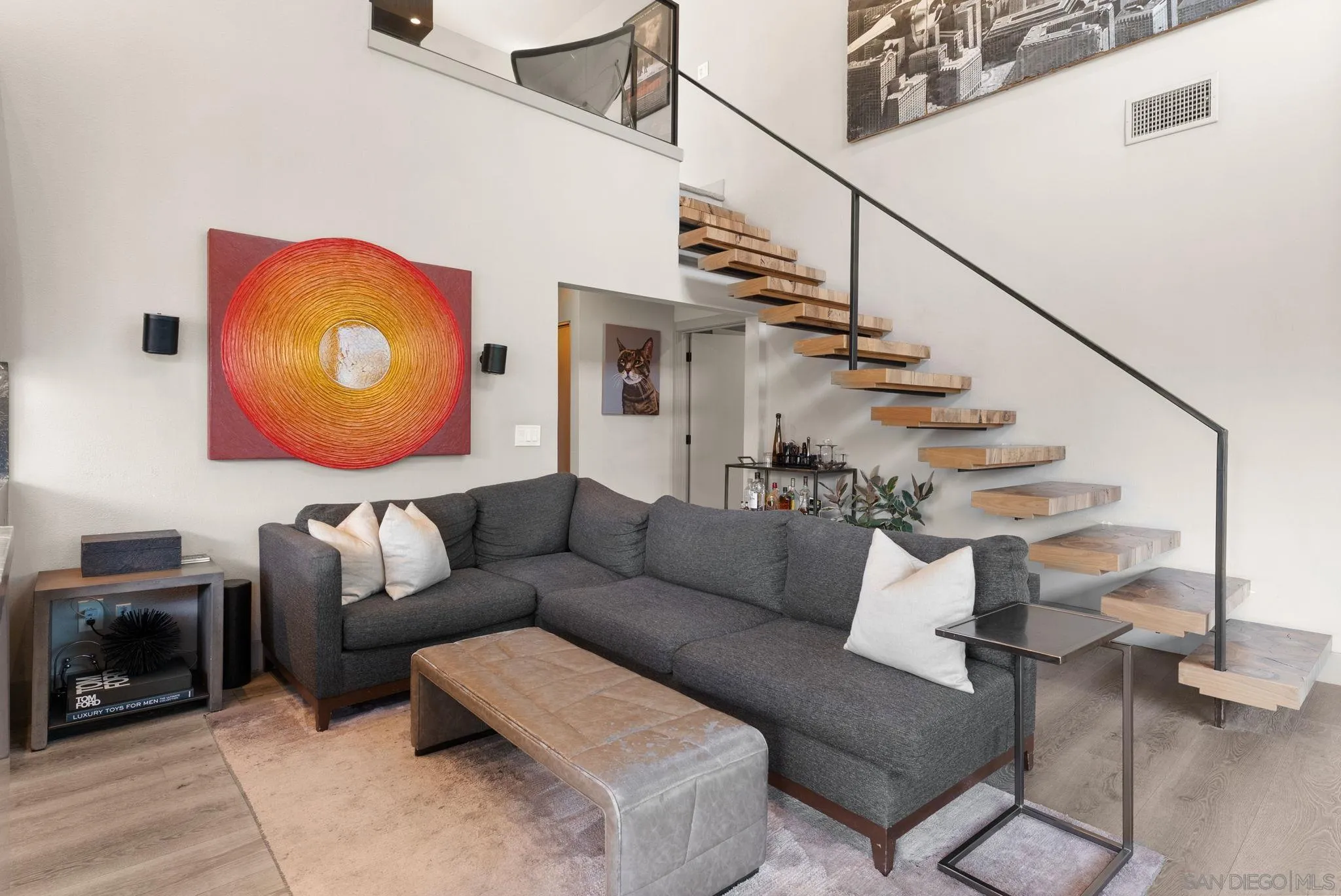 https://cdn.realtyfeed.com/cdn/127/260023200/f931aaab1b3af0b22b7da132efa8ab2c.webp