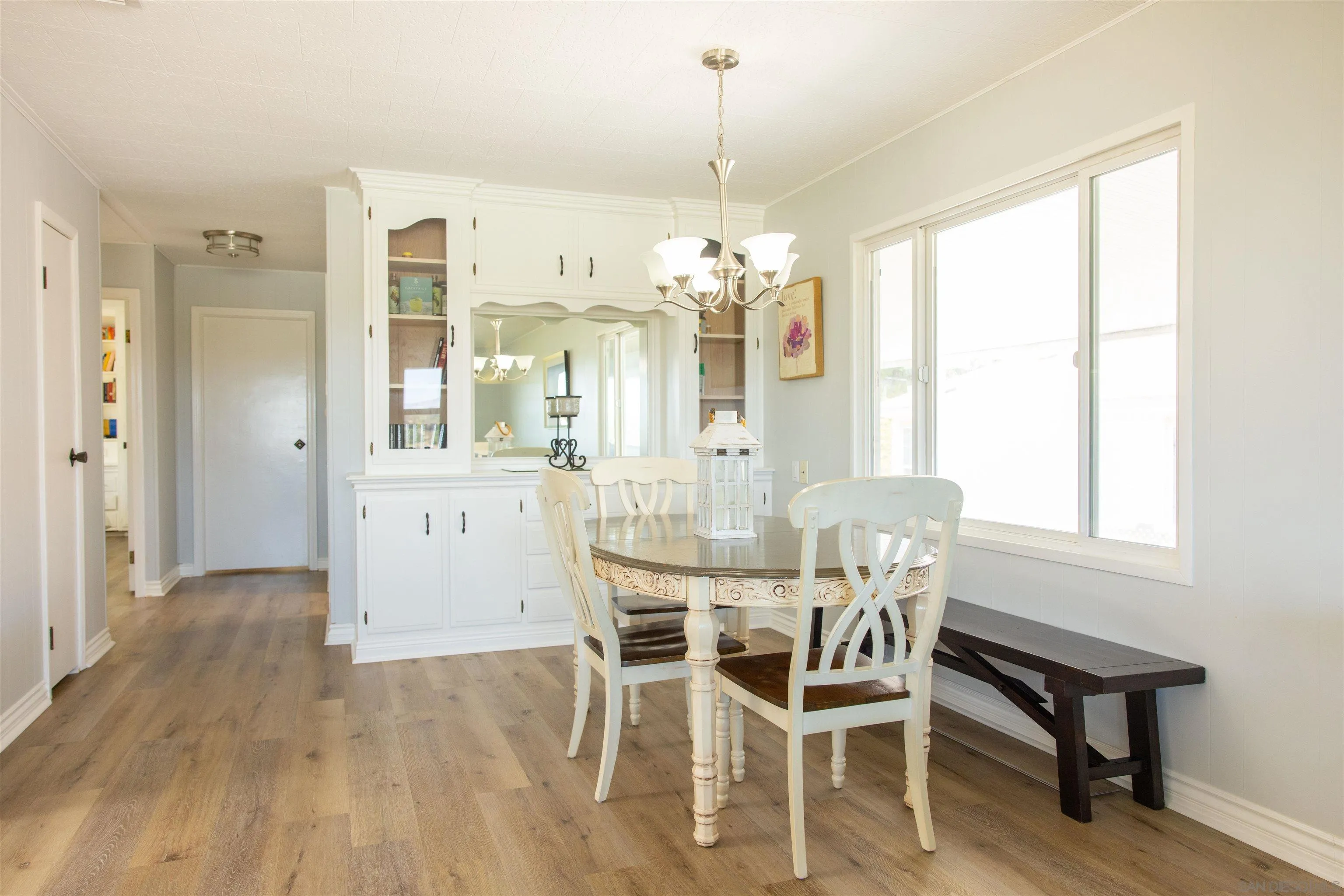 https://cdn.realtyfeed.com/cdn/127/260023202/40641b52e2dd123bf67b92091cac1f27.webp