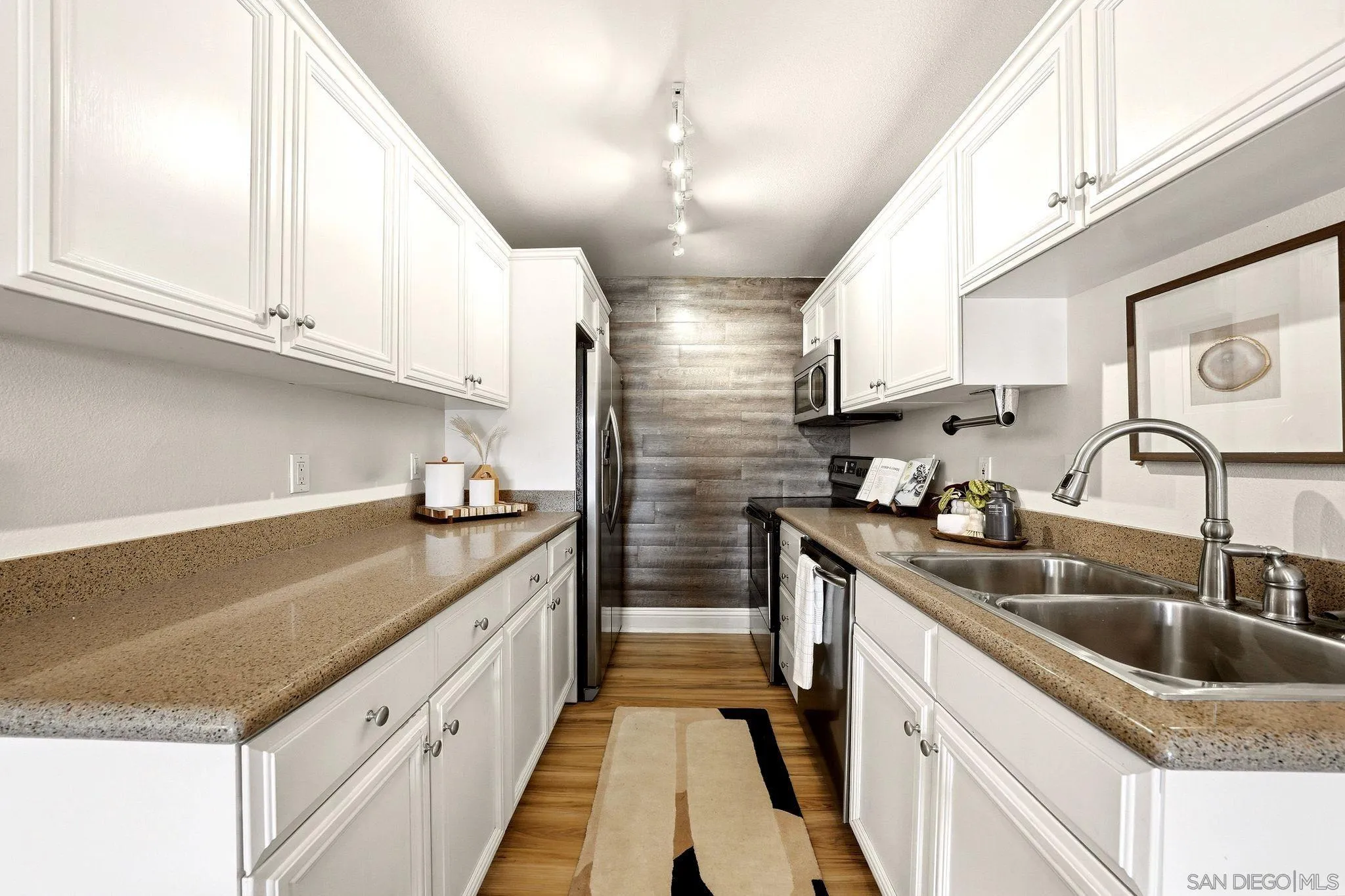 https://cdn.realtyfeed.com/cdn/127/260023214/4addae965c5019b0d619bc8d46e693b7.webp