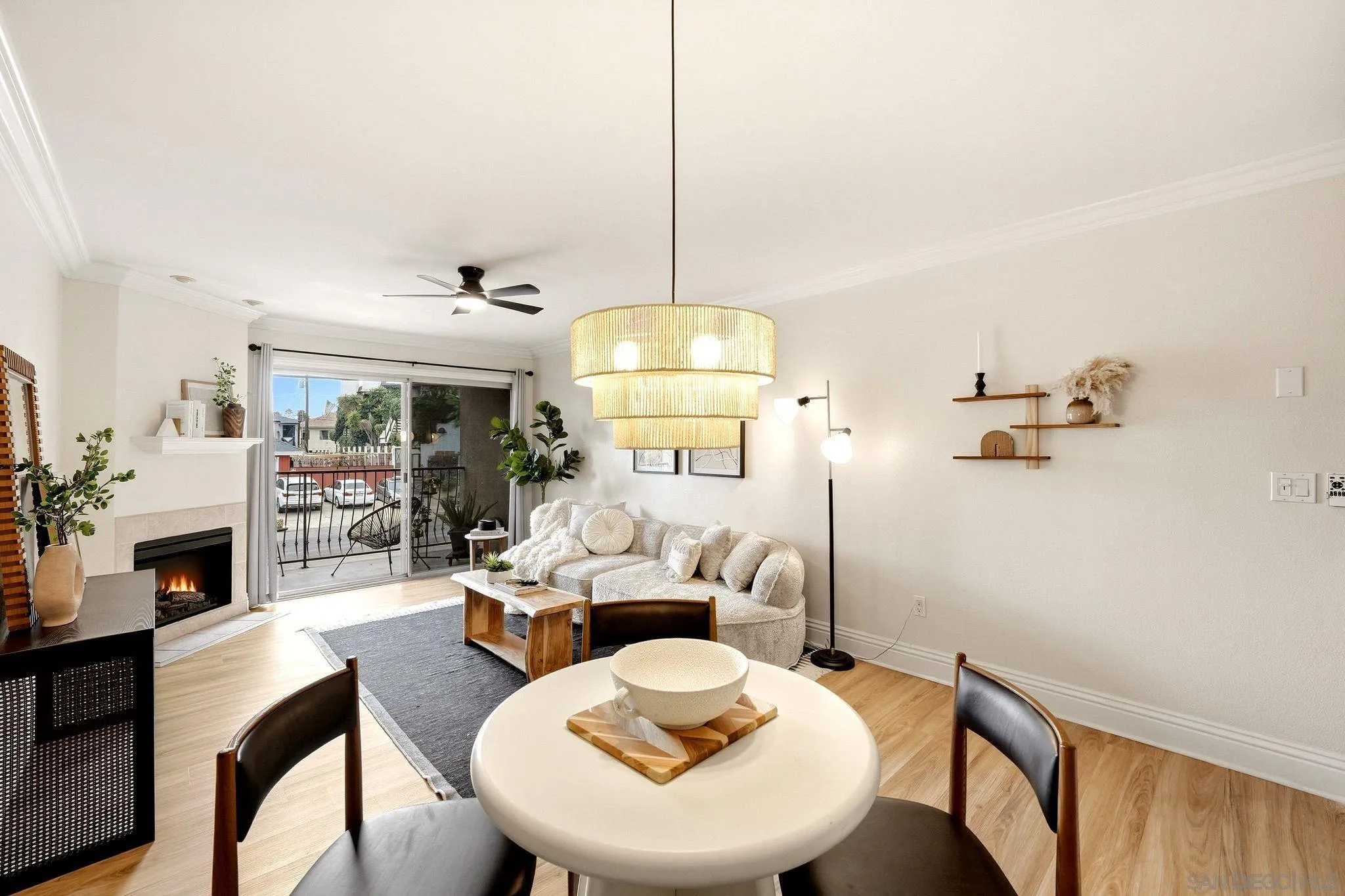https://cdn.realtyfeed.com/cdn/127/260023214/f3bcd48f804a62260203b3fcad7f8a3f.webp
