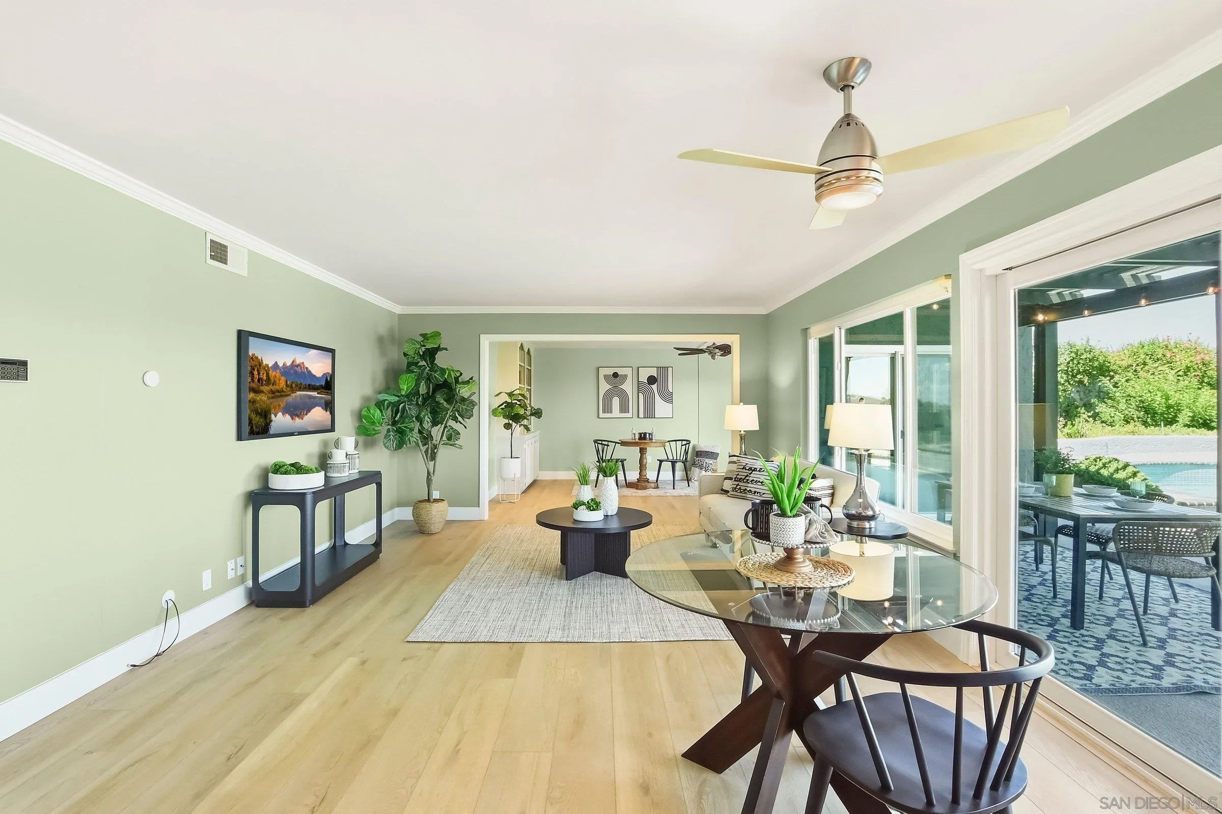 https://cdn.realtyfeed.com/cdn/127/260023220/5df781728ca1bbe7061ddc129cd58c32.webp