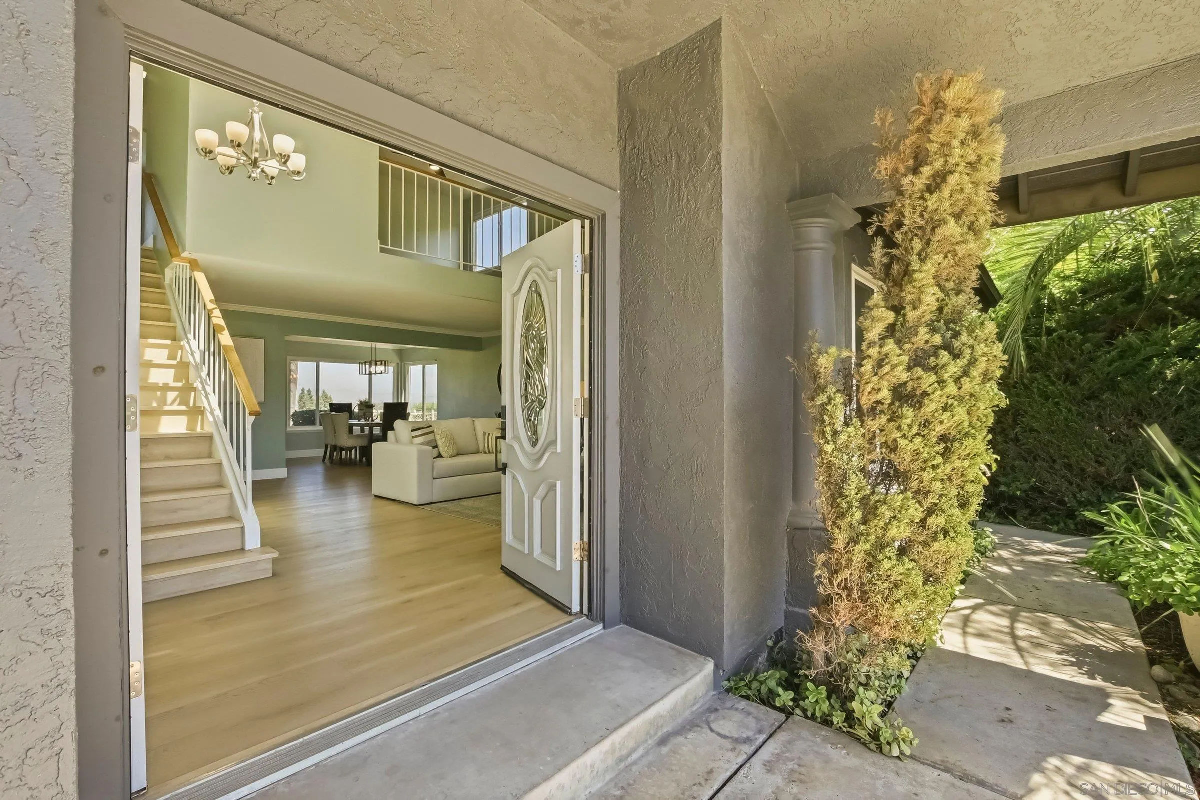 https://cdn.realtyfeed.com/cdn/127/260023220/c2f8923c417a00e4bbf85d1dd36dc0ff.webp