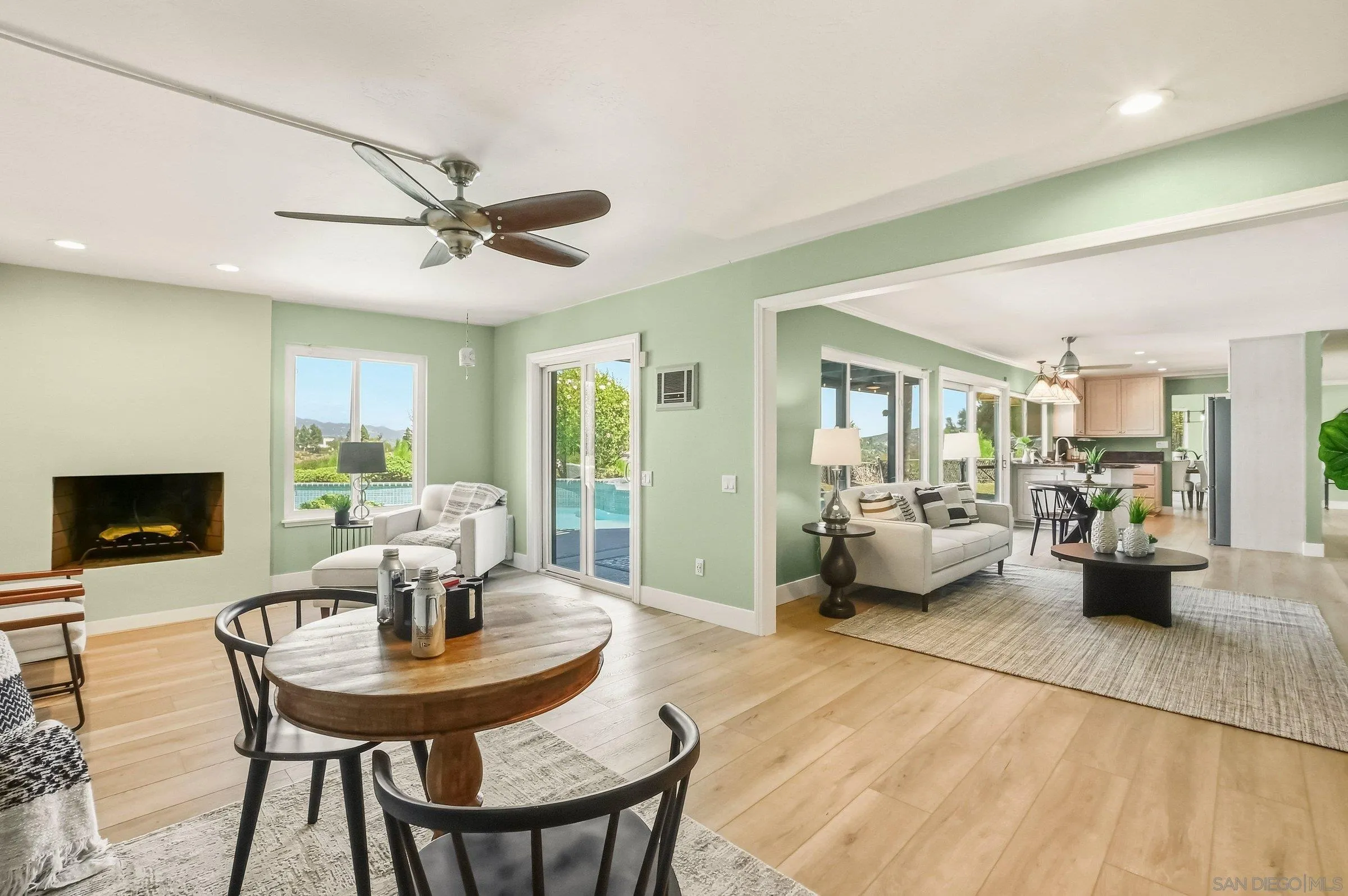 https://cdn.realtyfeed.com/cdn/127/260023220/cdb382dc4ca16c141b932d40b01309e8.webp