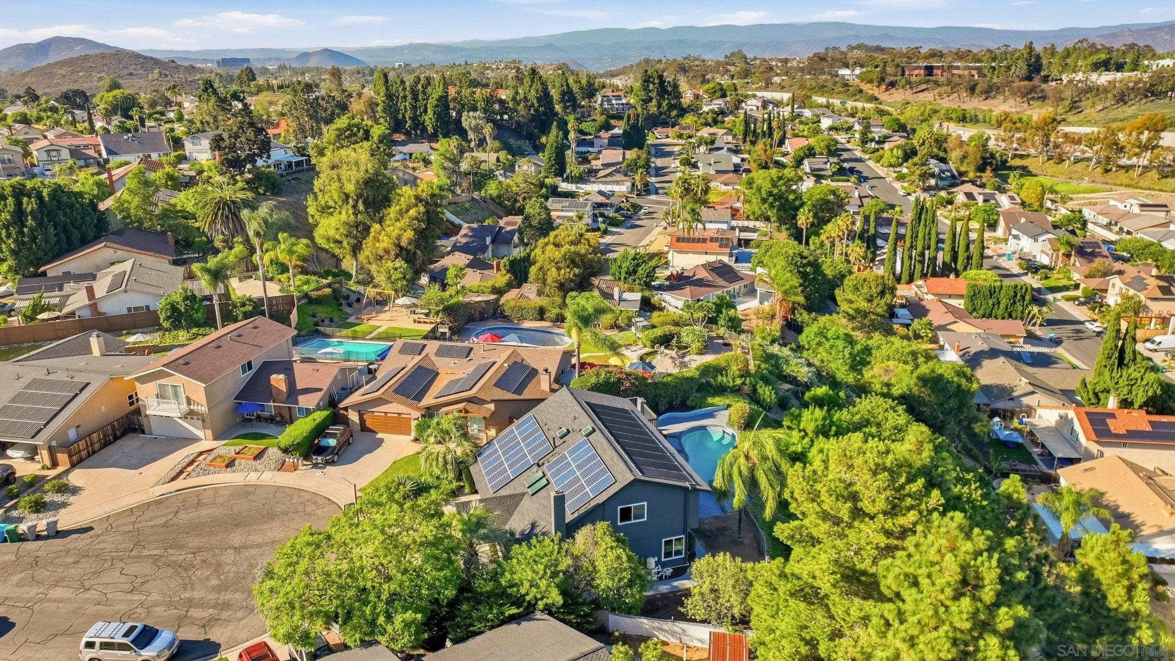https://cdn.realtyfeed.com/cdn/127/260023220/e7c42dc4ef610df9ffdbdde7d4a28bbe.webp