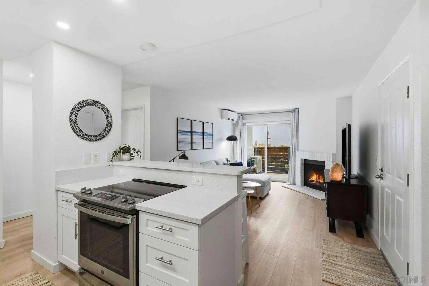 https://cdn.realtyfeed.com/cdn/127/260023225/47803bac37f160e9608b80973988d53a.webp