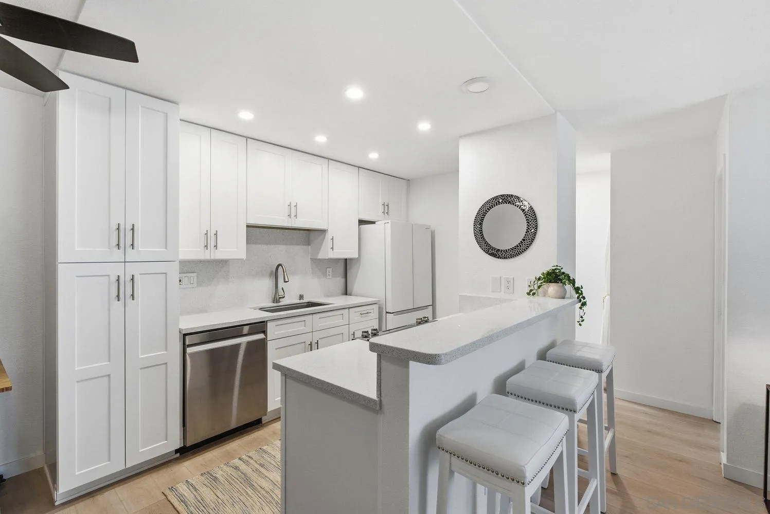 https://cdn.realtyfeed.com/cdn/127/260023225/65a872e3b5e03a93186624b1a78c2107.webp