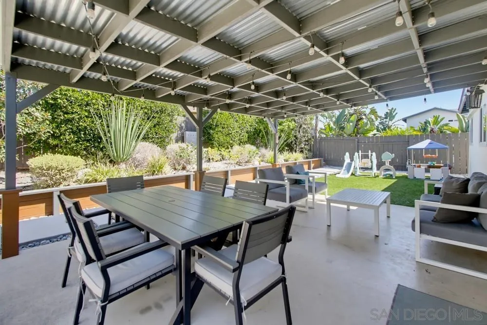https://cdn.realtyfeed.com/cdn/127/260023229/a80727ff0a6506660a112c515f928f7e.webp