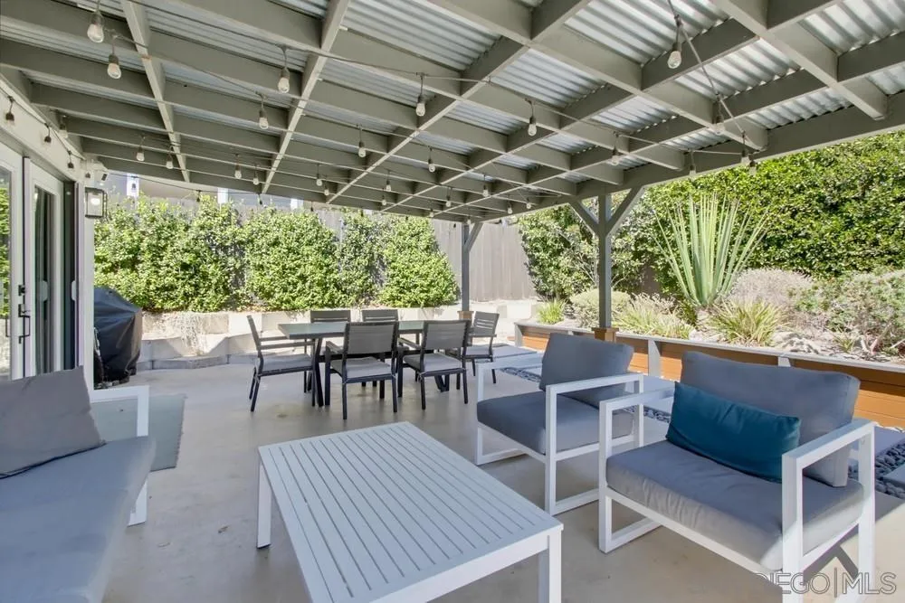 https://cdn.realtyfeed.com/cdn/127/260023229/f2a2b33453f4c5ac3da8f0eeec4ed0d5.webp