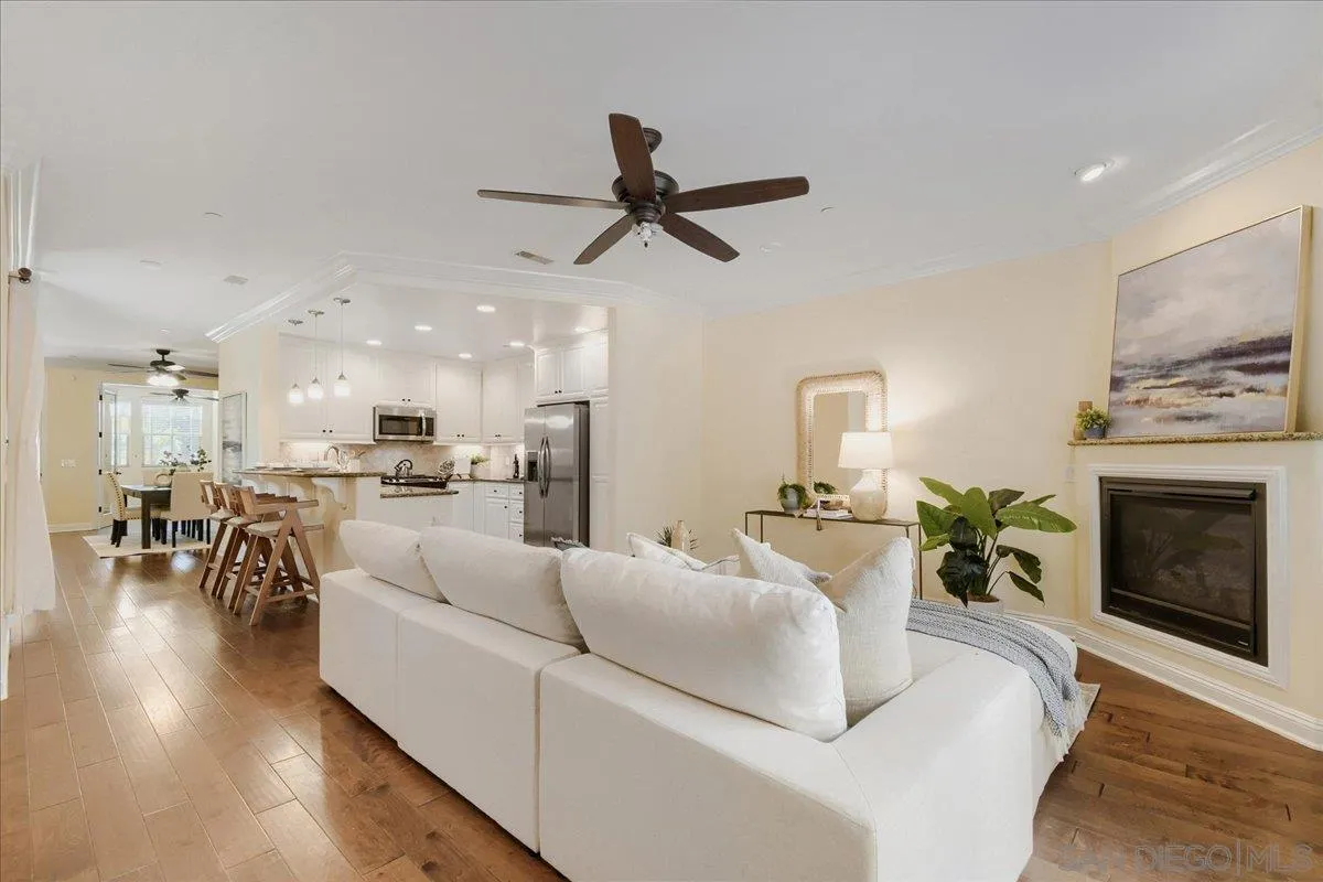 https://cdn.realtyfeed.com/cdn/127/260023230/13342a6561e5fcfcee2e7d32be7521ca.webp