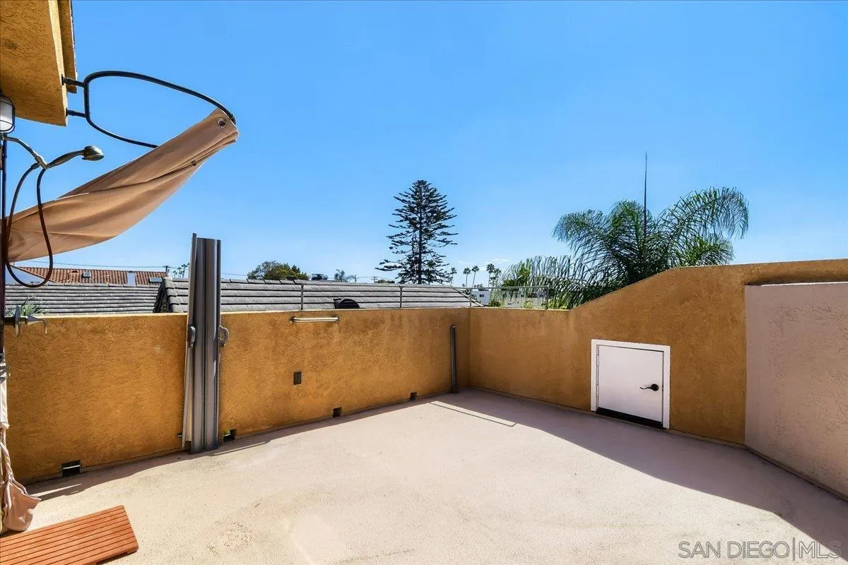 https://cdn.realtyfeed.com/cdn/127/260023230/2ad4742ba4d7eee20b01fce7dafe2010.webp