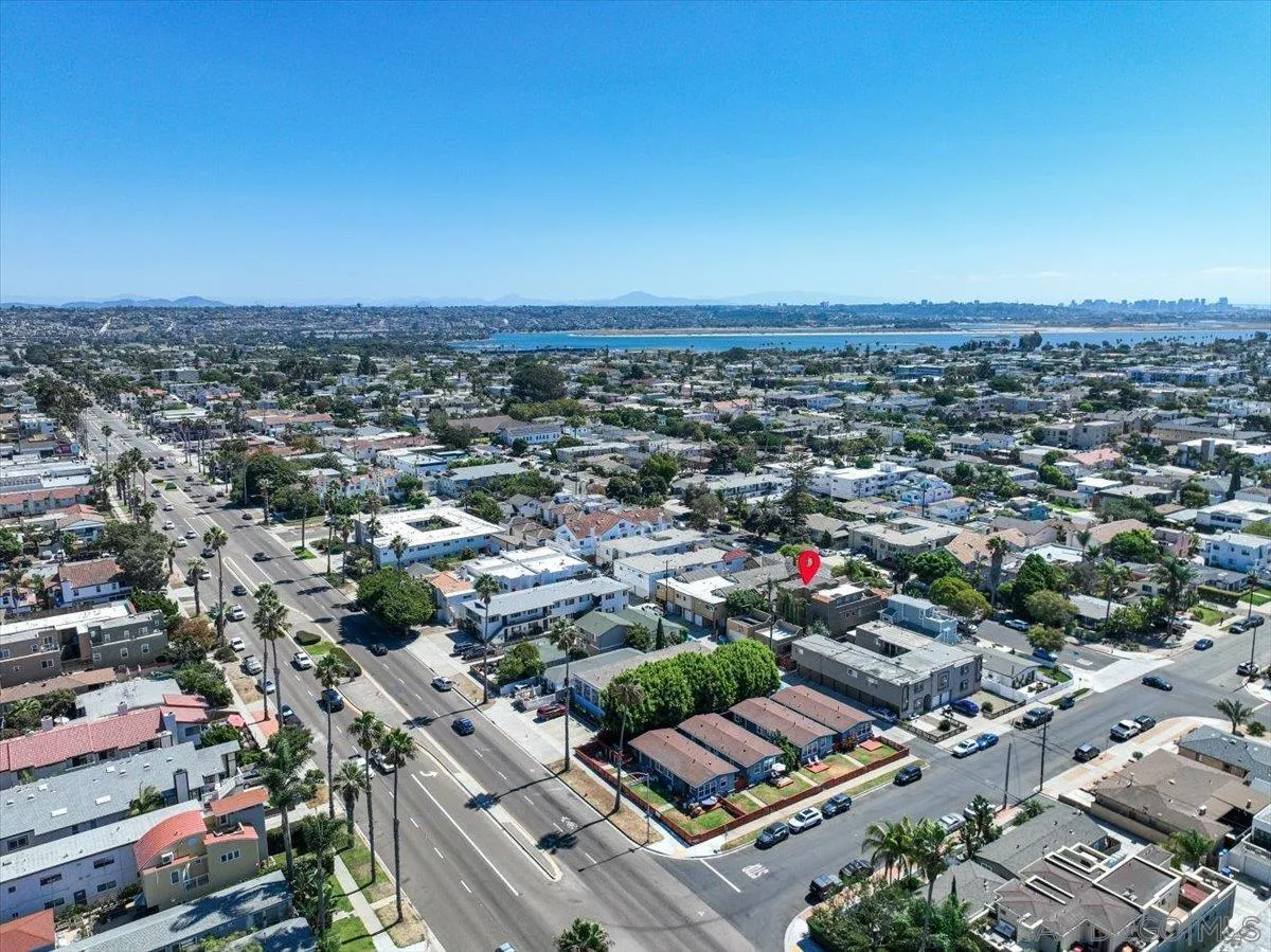 https://cdn.realtyfeed.com/cdn/127/260023230/3d77fbfeed536d6bb1a79eeda24ea469.webp