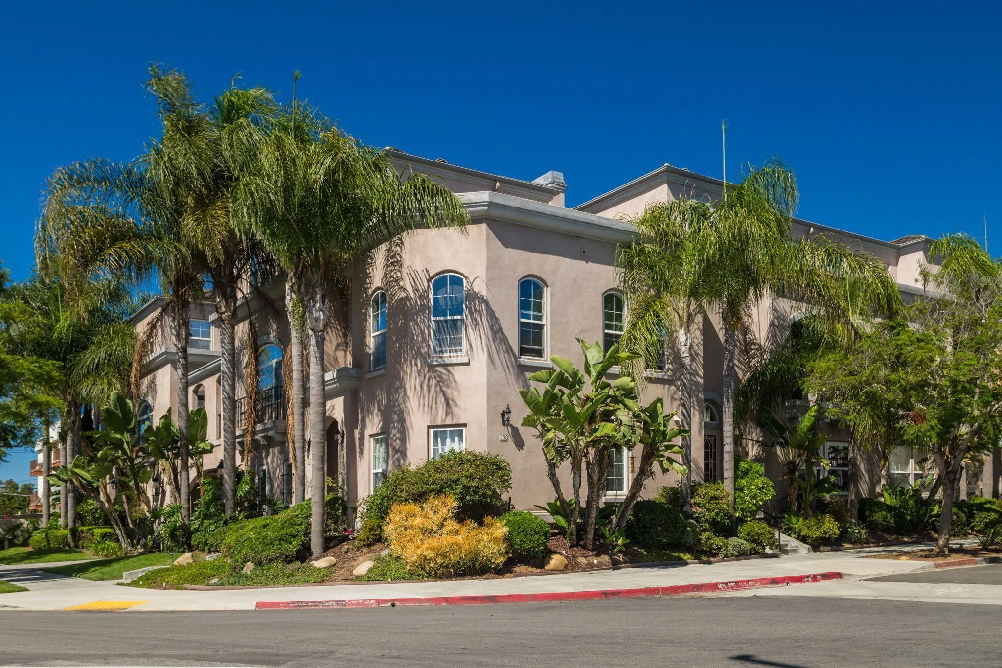 104 Lewis Street, San Diego, CA 92103 - Photo 2 of 26, San Diego, CA