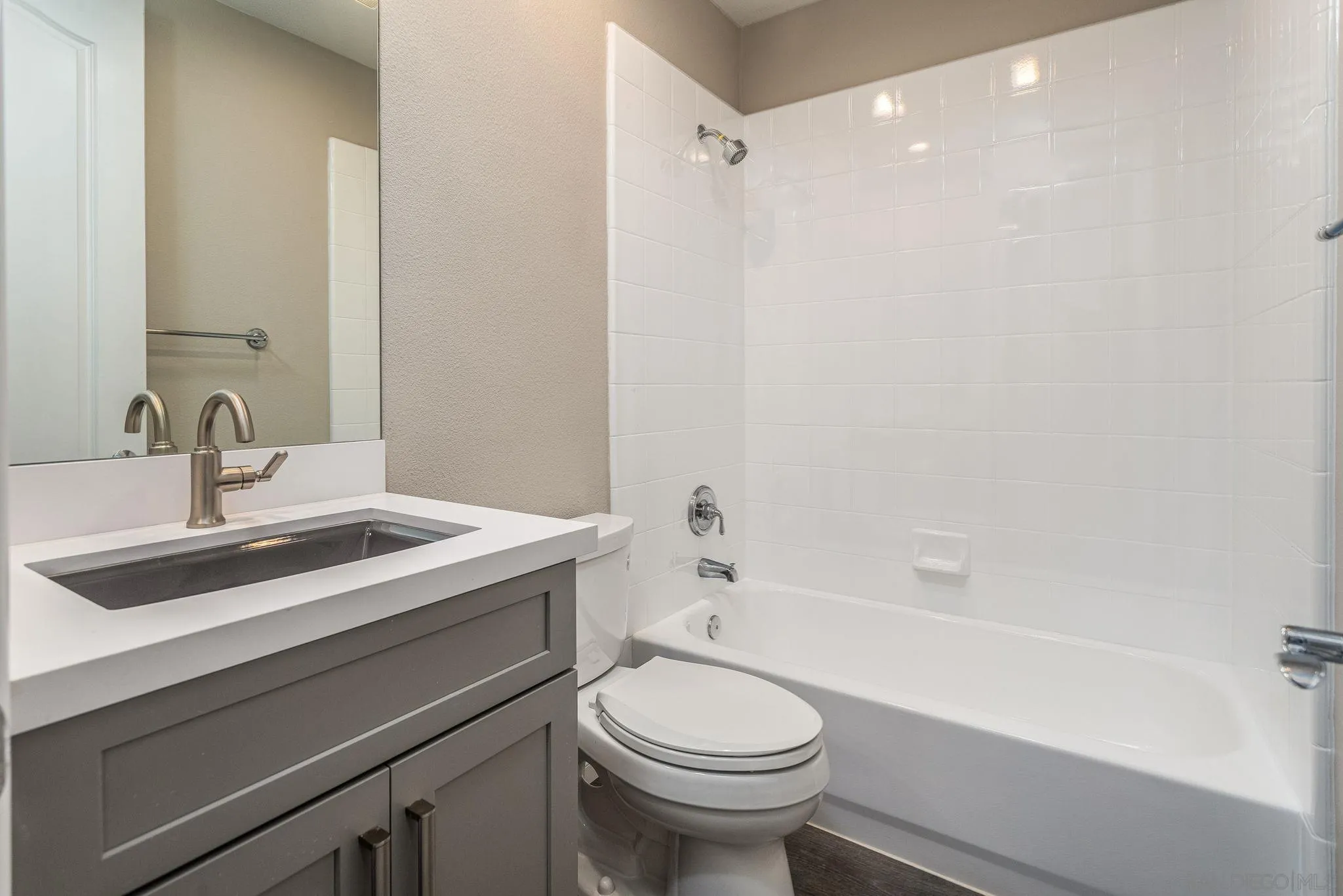 https://cdn.realtyfeed.com/cdn/127/260023231/a7b4e466e1a5b58202b7f86ce343cace.webp