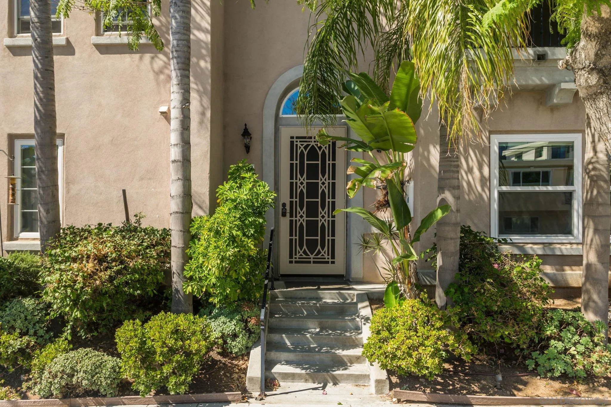 https://cdn.realtyfeed.com/cdn/127/260023231/b2929c3997386089258caeeecdc860de.webp