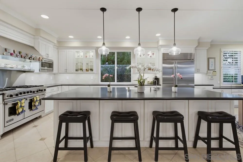 https://cdn.realtyfeed.com/cdn/127/260023233/3b64b1cc43c82b8c1559a8cfb693a016.webp