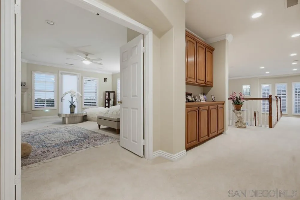 https://cdn.realtyfeed.com/cdn/127/260023233/6ecf3a7ec8f85497e04edd3877f14018.webp
