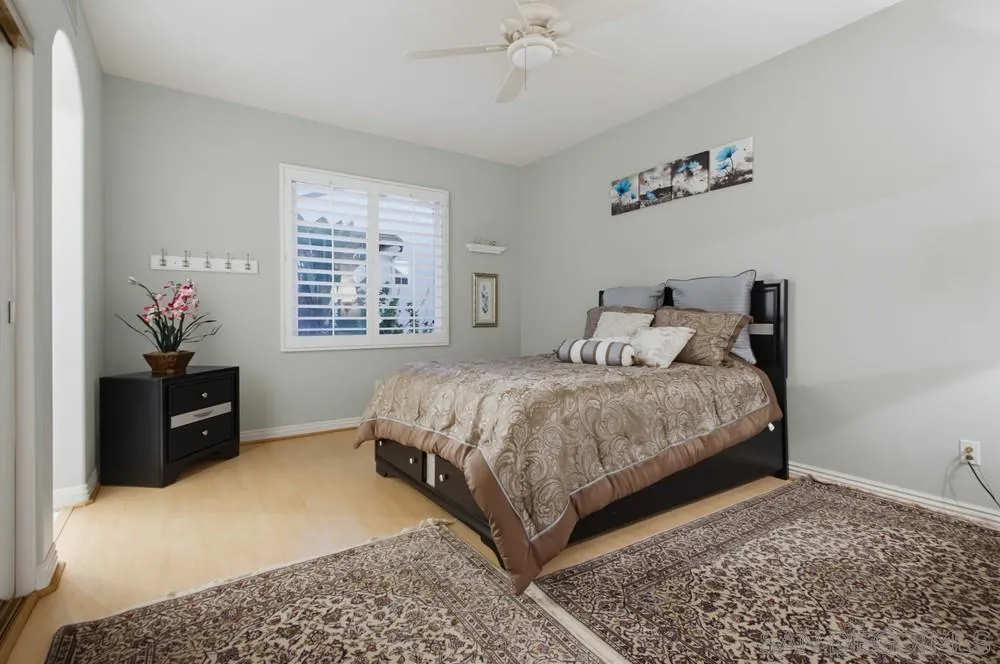https://cdn.realtyfeed.com/cdn/127/260023233/752c16d2bb070acf39e1689b1223fc97.webp
