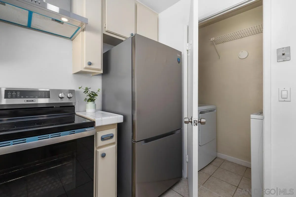 https://cdn.realtyfeed.com/cdn/127/260023234/1114b36d671528787325e37407754d1f.webp