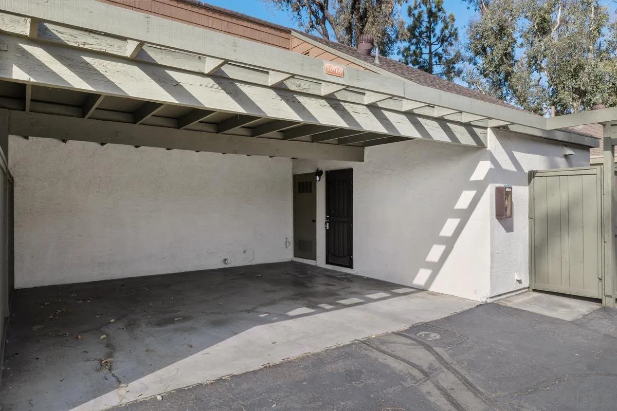 https://cdn.realtyfeed.com/cdn/127/260023234/192c9383c6d01f43601529ac306a5660.webp