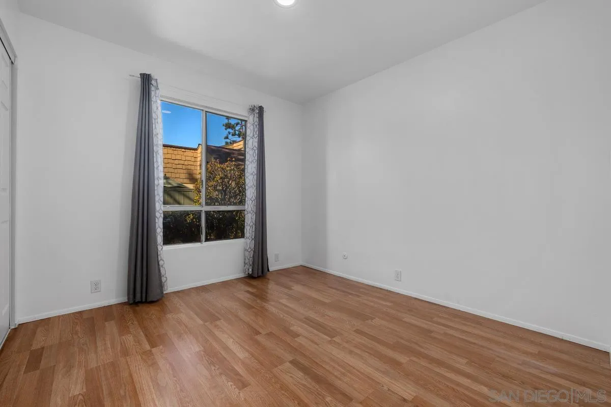 https://cdn.realtyfeed.com/cdn/127/260023234/8f6f45b4953201bee1f3b4cee722f3b9.webp