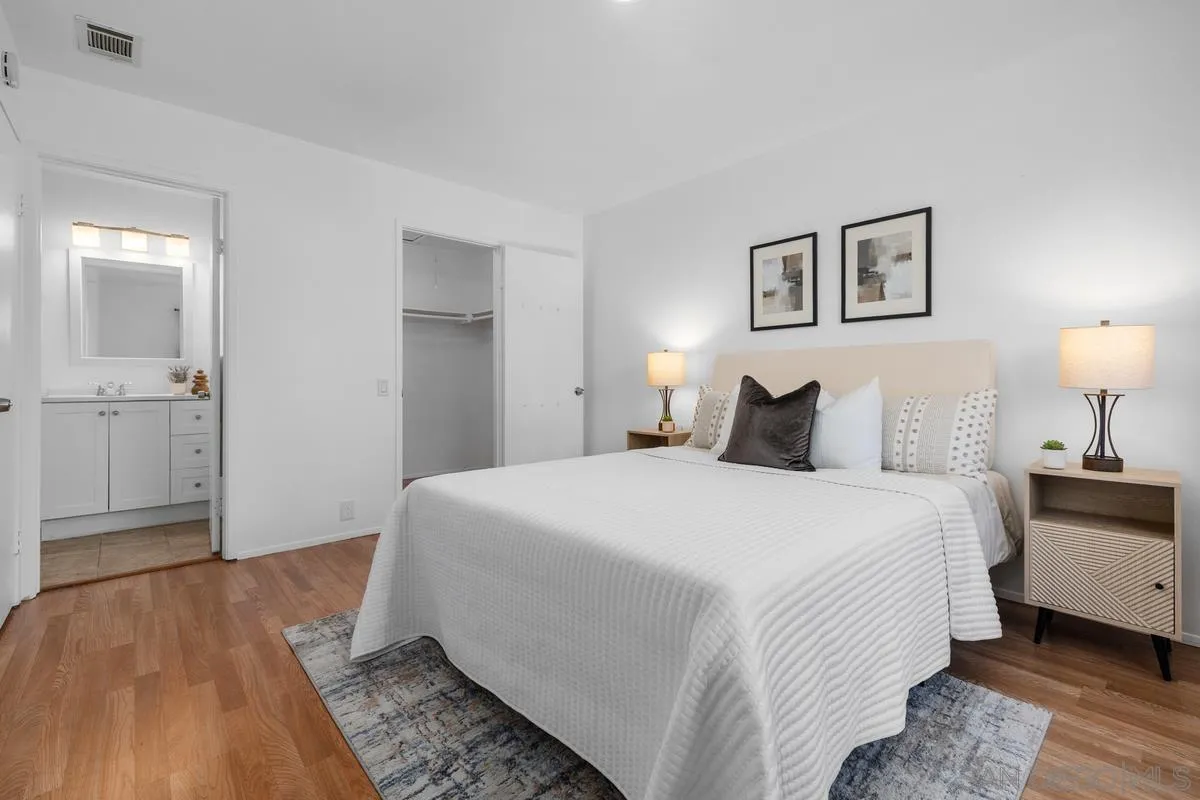 https://cdn.realtyfeed.com/cdn/127/260023234/e48e4a101abc7f1b35bc3a38318e5268.webp