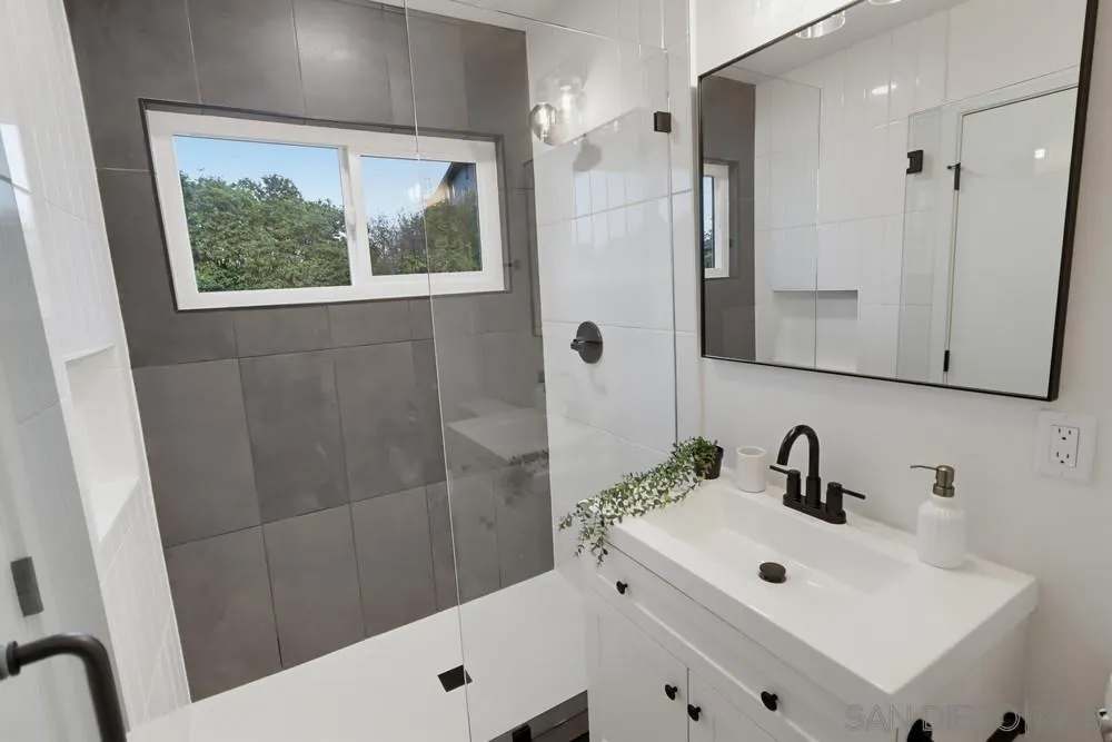 https://cdn.realtyfeed.com/cdn/127/260023236/1eadb5b4940269632a0a8ac99bd7588a.webp