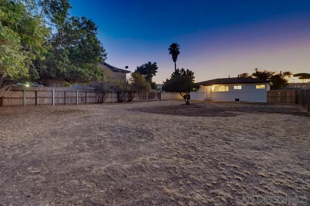 https://cdn.realtyfeed.com/cdn/127/260023236/a03d83418af5d0a77b34cfa80da49a92.webp