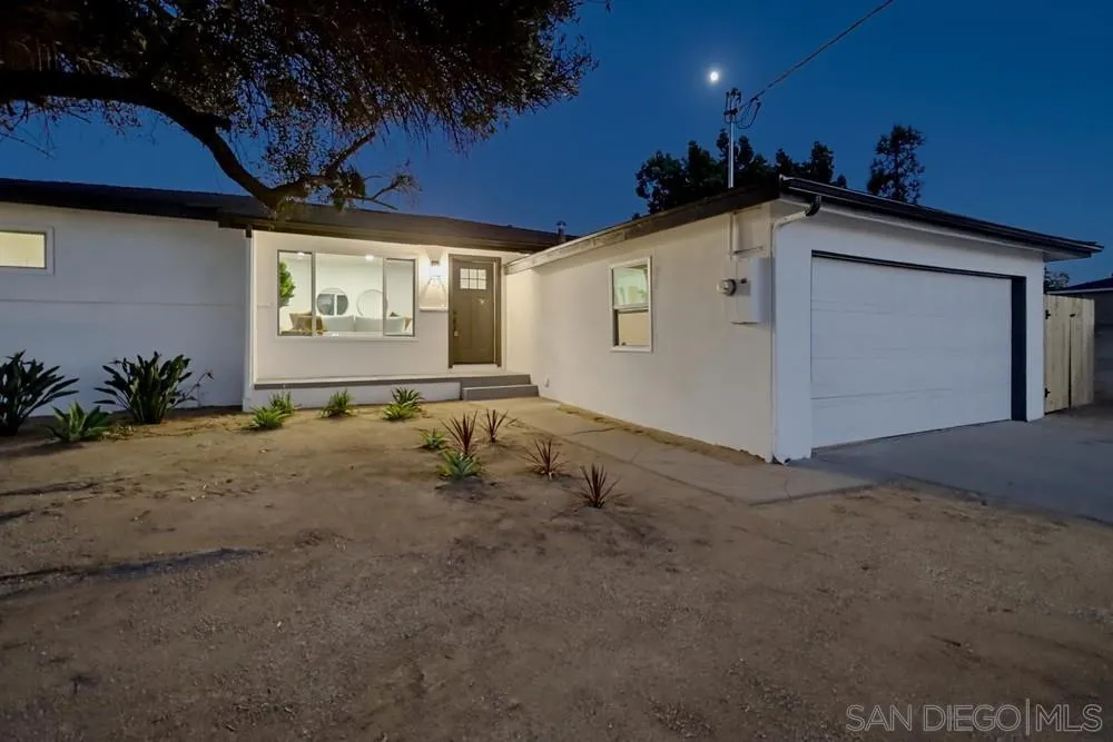 https://cdn.realtyfeed.com/cdn/127/260023236/a0aac09dfc308443c5e662e5ff34e20f.webp