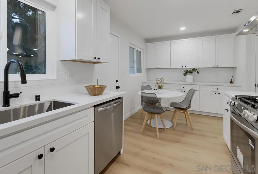https://cdn.realtyfeed.com/cdn/127/260023236/fe72d47660dfd0ebc2d445125dbf5c9a.webp