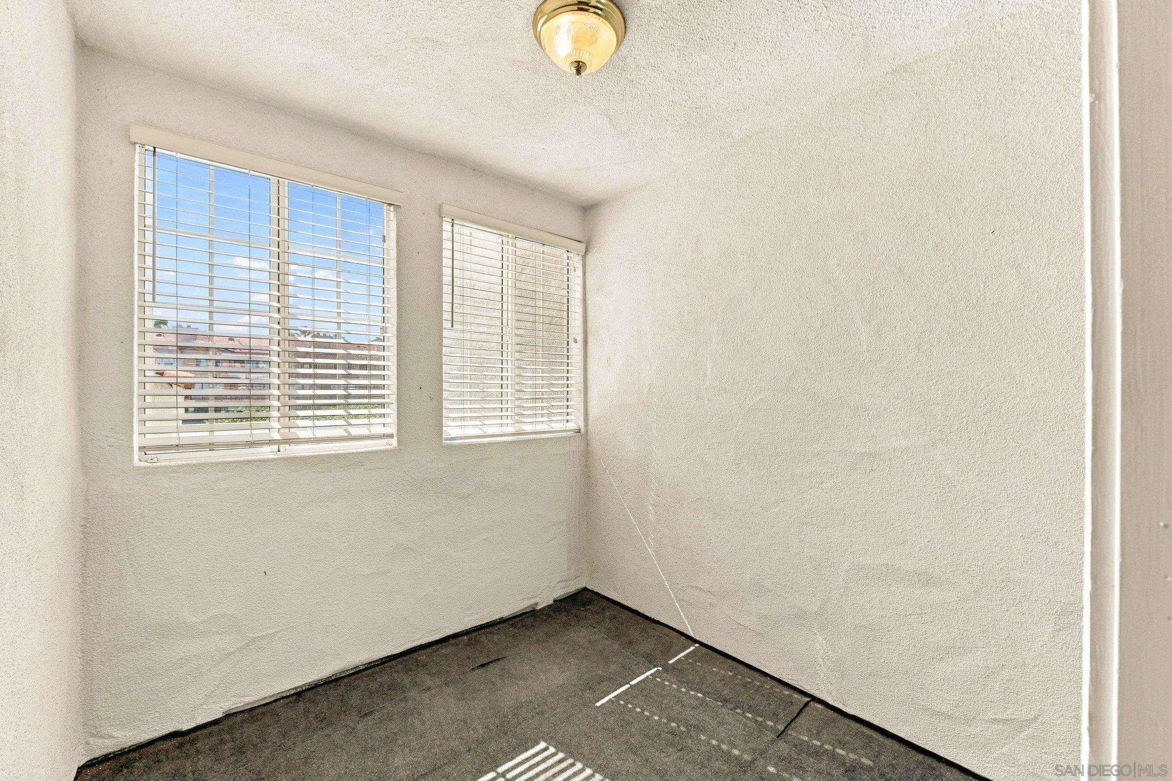 https://cdn.realtyfeed.com/cdn/127/260023237/0c7320b4e72b7a8b2fdd0ae460f0b83d.webp