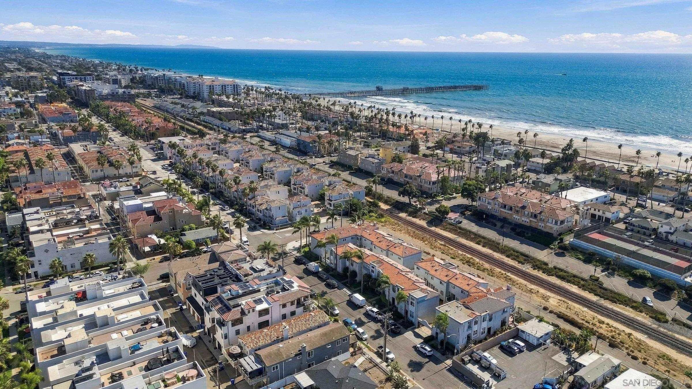 https://cdn.realtyfeed.com/cdn/127/260023237/407a2224902e3c4c304faa8520418dfd.webp