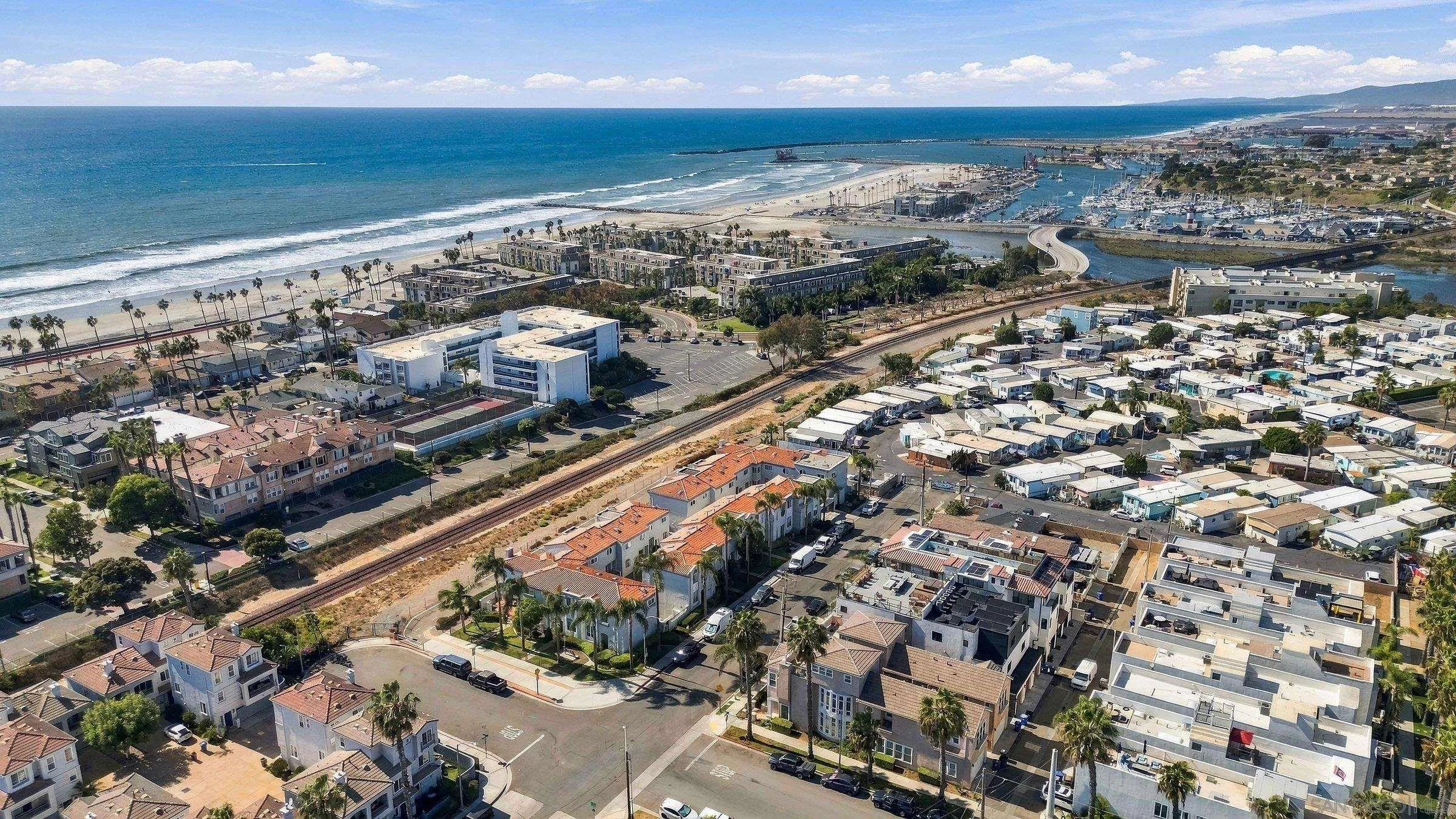 https://cdn.realtyfeed.com/cdn/127/260023237/8b30b6099cc5d679f3e153109a1353d0.webp