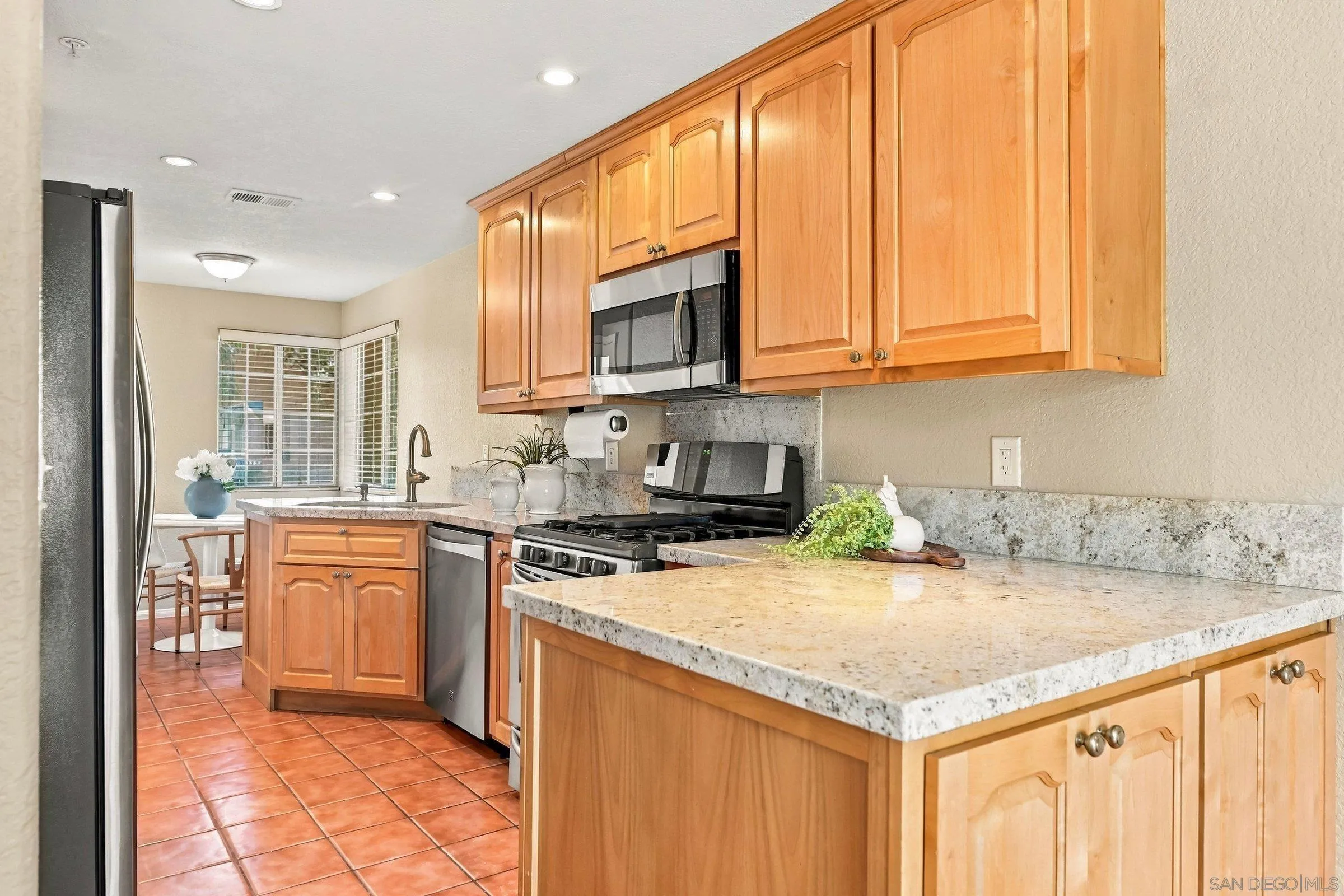 https://cdn.realtyfeed.com/cdn/127/260023237/a1ea229e15ac564f7345c6fa8d38f658.webp