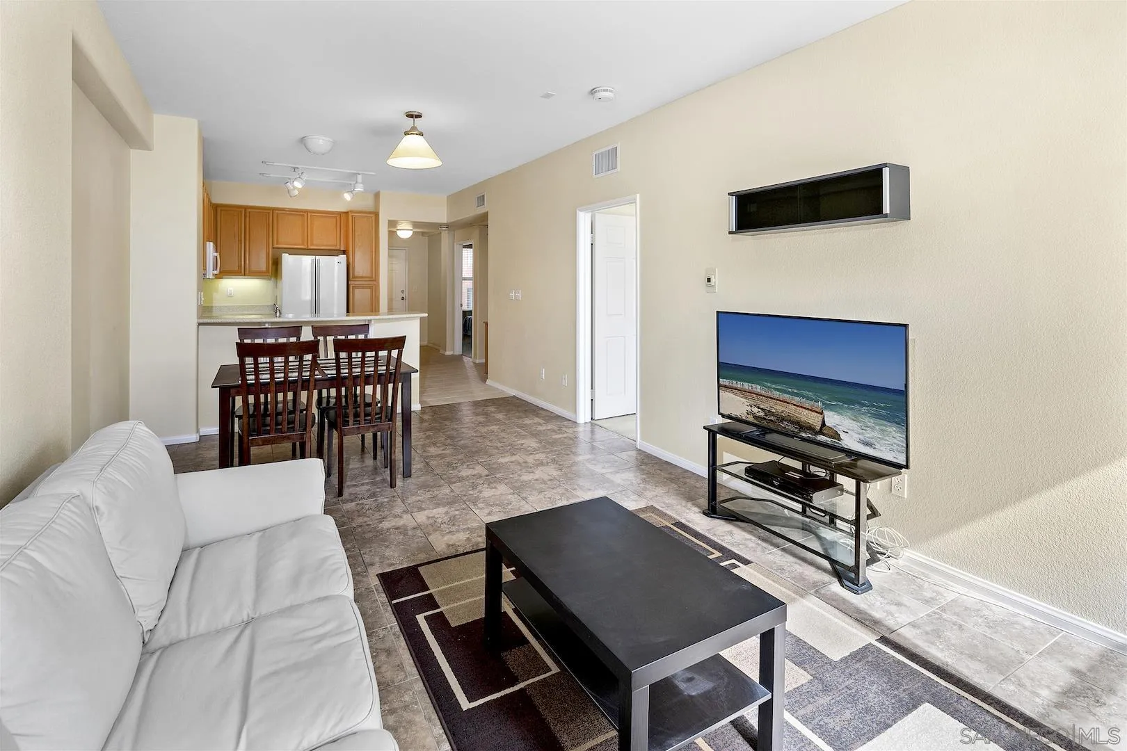 350 K Unit 511, San Diego, CA 92101 - Photo 2 of 18, San Diego, CA