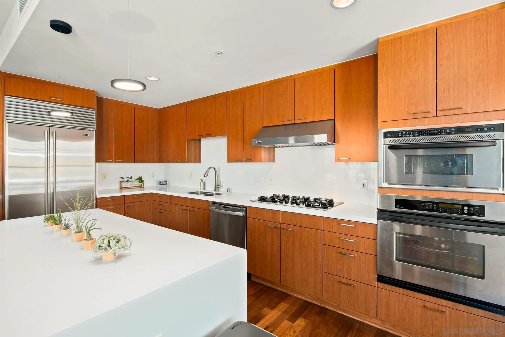 645 Front St Unit 1703, San Diego, CA 92101 - Photo 2 of 47, San Diego, CA