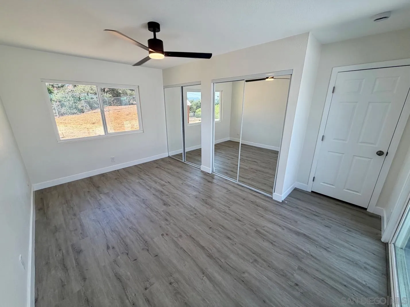 https://cdn.realtyfeed.com/cdn/127/260023242/6e5946392bdd1964f75221550e31fe63.webp