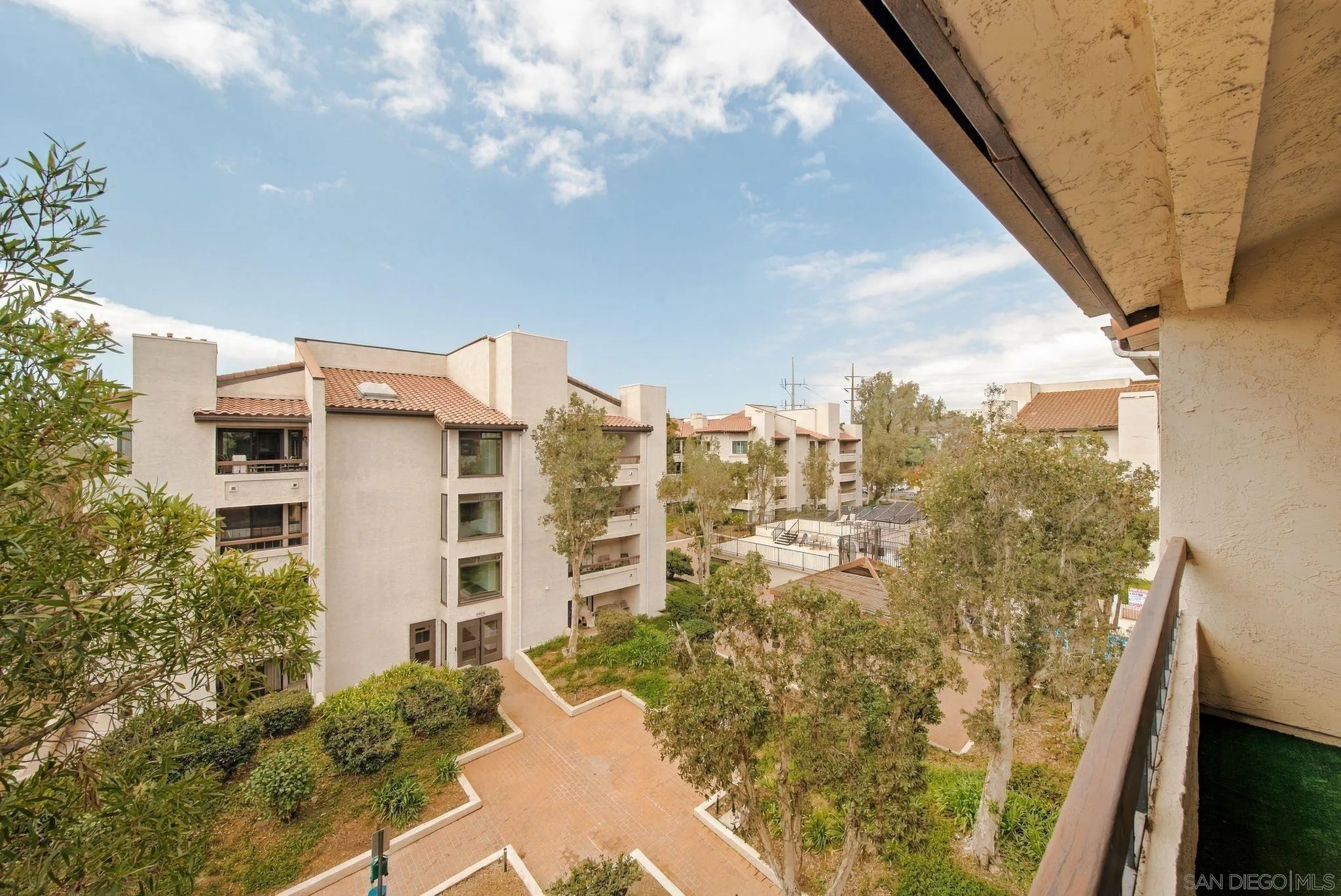 https://cdn.realtyfeed.com/cdn/127/260023248/af7bdd2f1a43135f00f99a7ac4a97b34.webp