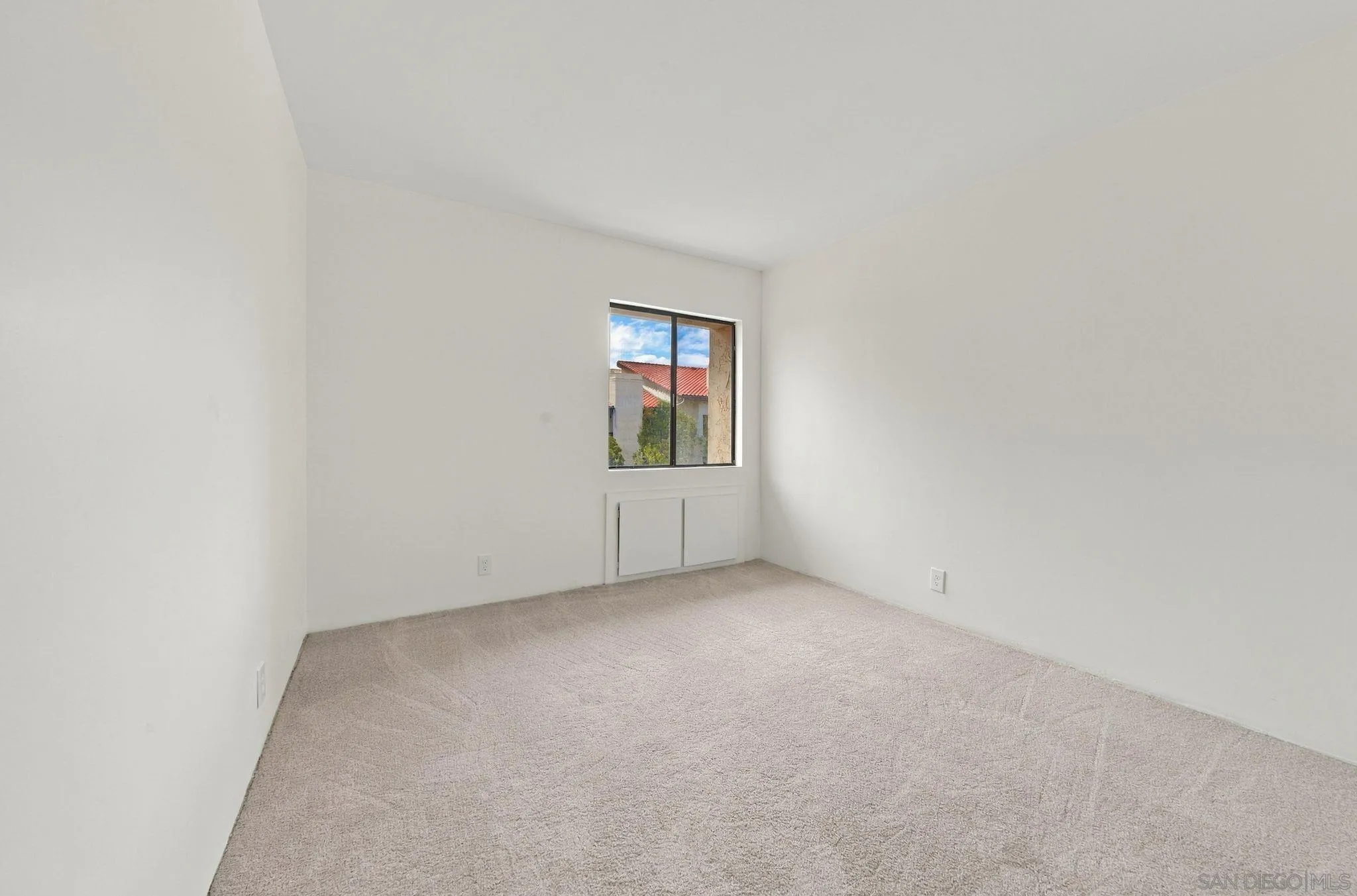 https://cdn.realtyfeed.com/cdn/127/260023248/f6a0850075a181a797ebcdb606160645.webp