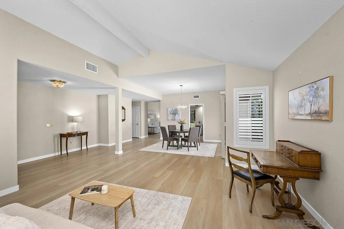 11821 Calle Parral, San Diego, CA 92128 - Photo 4 of 32, San Diego, CA