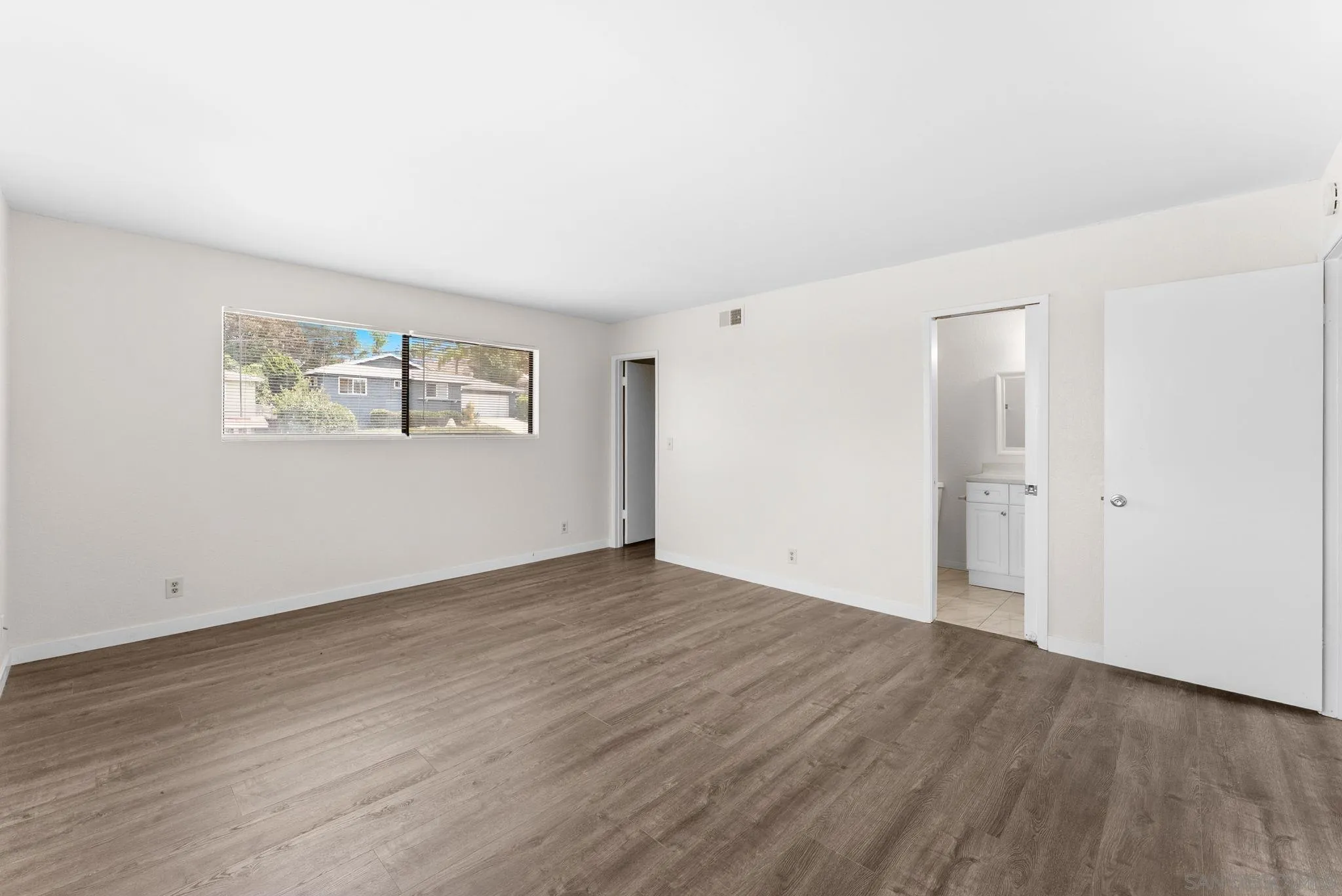 2018 Hawkins Way, Spring Valley, CA 91977, photo 12