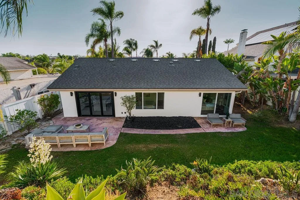 https://cdn.realtyfeed.com/cdn/127/260023253/18c27c43c5400c385dbe1483e7ced301.webp