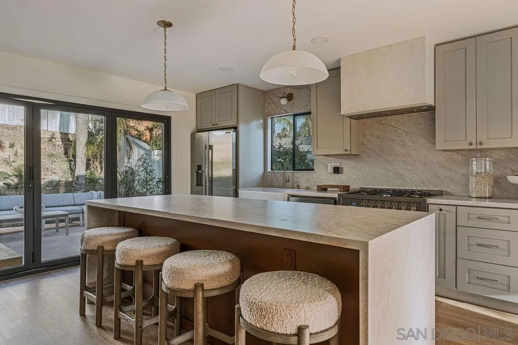 https://cdn.realtyfeed.com/cdn/127/260023253/599a80cbd4ffdc63198cae87a287f428.webp