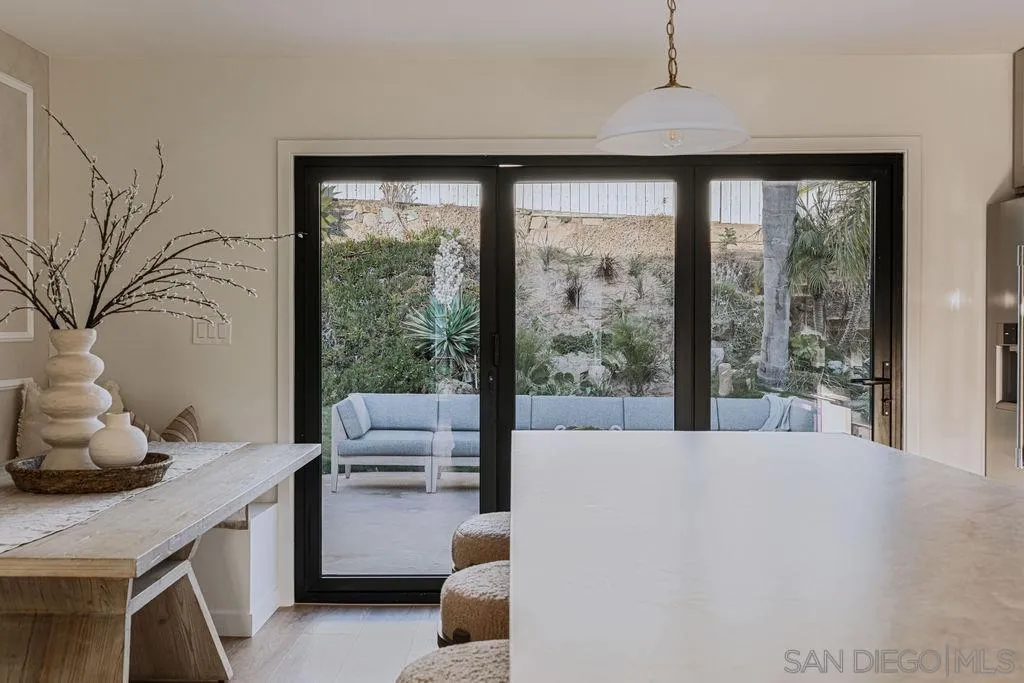https://cdn.realtyfeed.com/cdn/127/260023253/b67e0071957593f1948313bb69fc76ef.webp