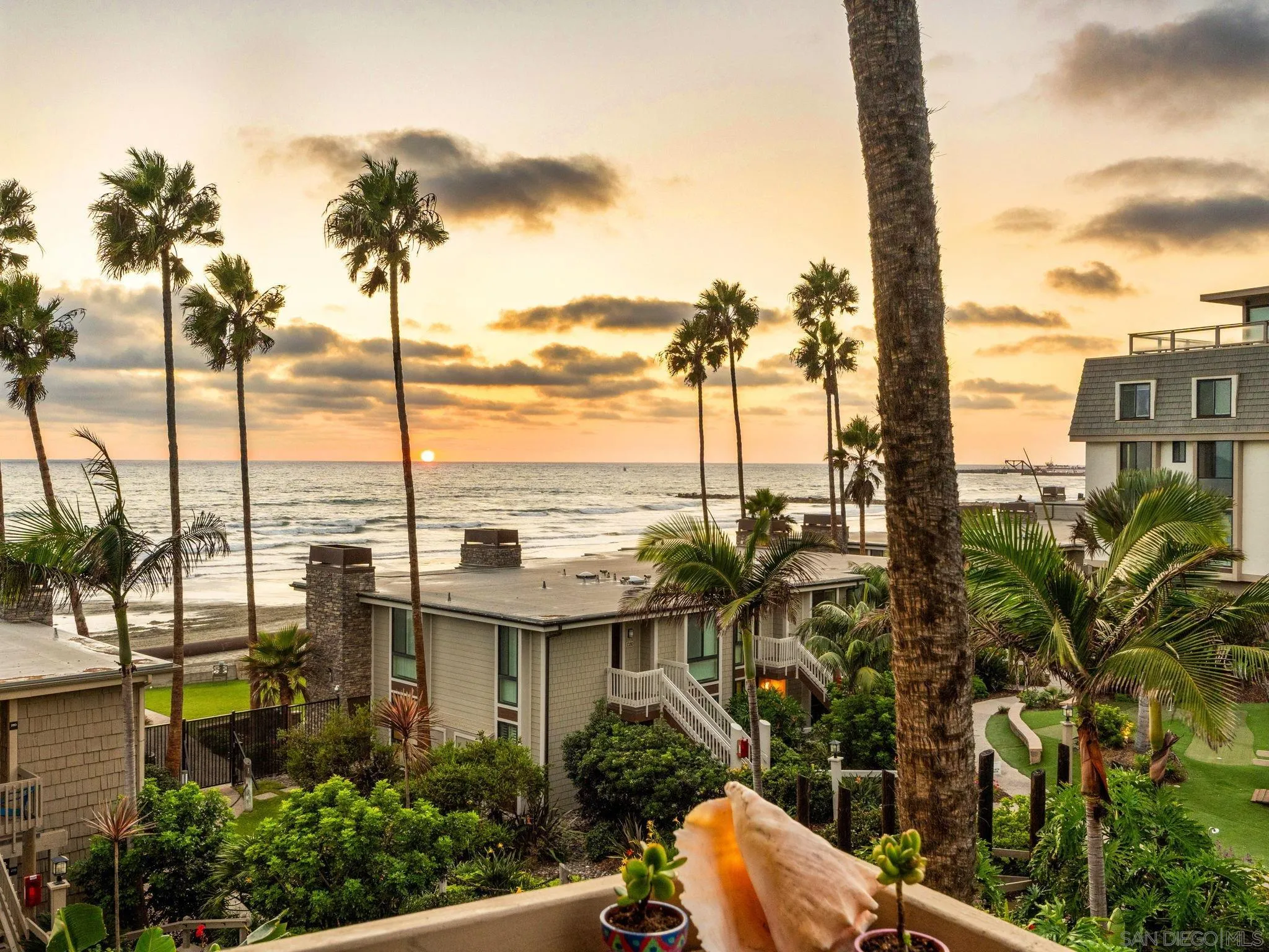 999 N Pacific Unit D211, Oceanside, CA 92054 - Main photo, Oceanside, CA