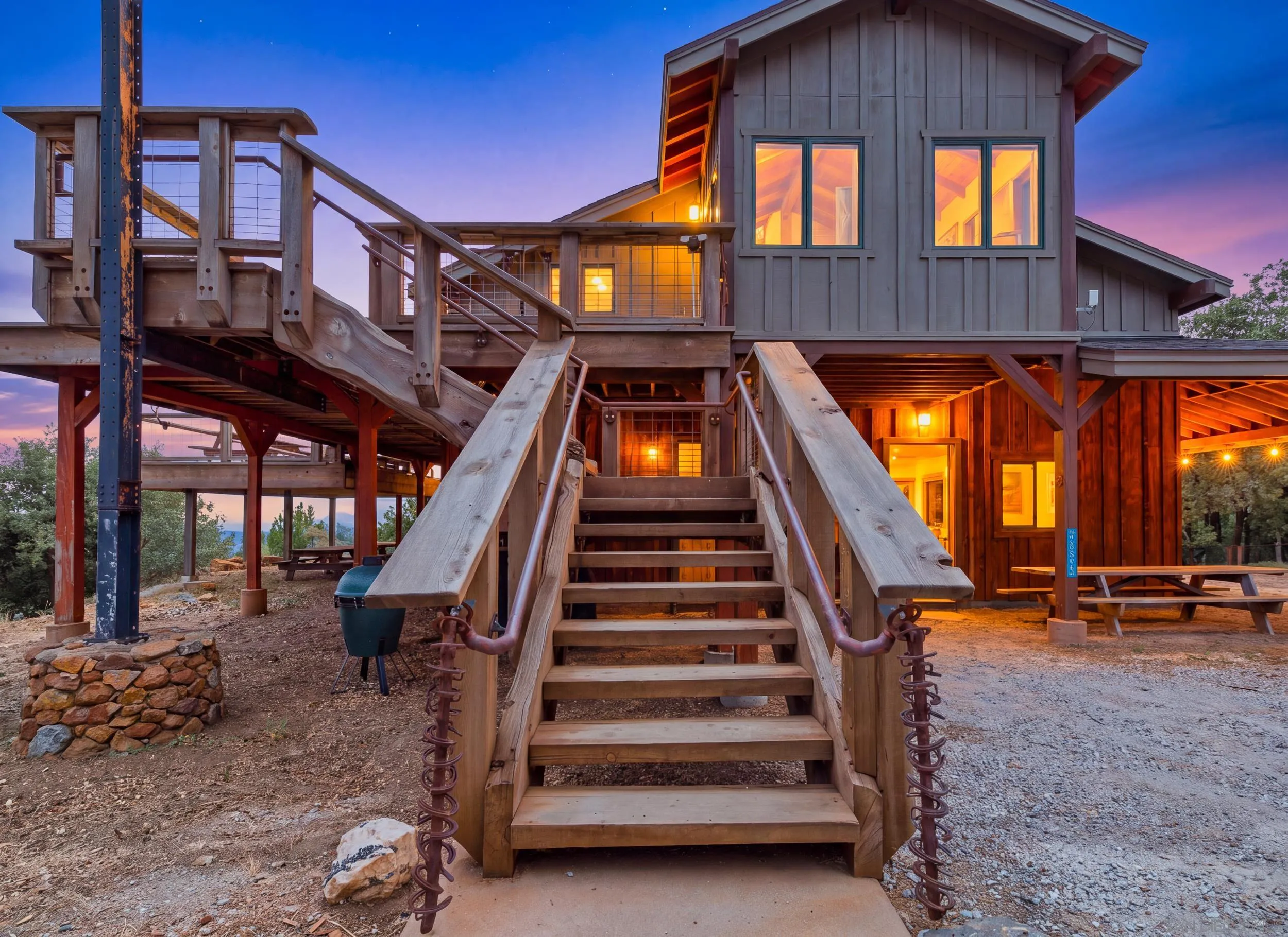 https://cdn.realtyfeed.com/cdn/127/260023255/20cd676f851bcb74080123c4ed5be7c7.webp