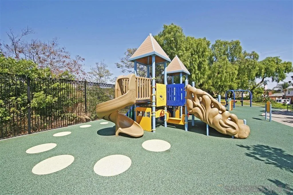 https://cdn.realtyfeed.com/cdn/127/260023264/4d722c3f4ad3dbb66720222260e23a8b.webp